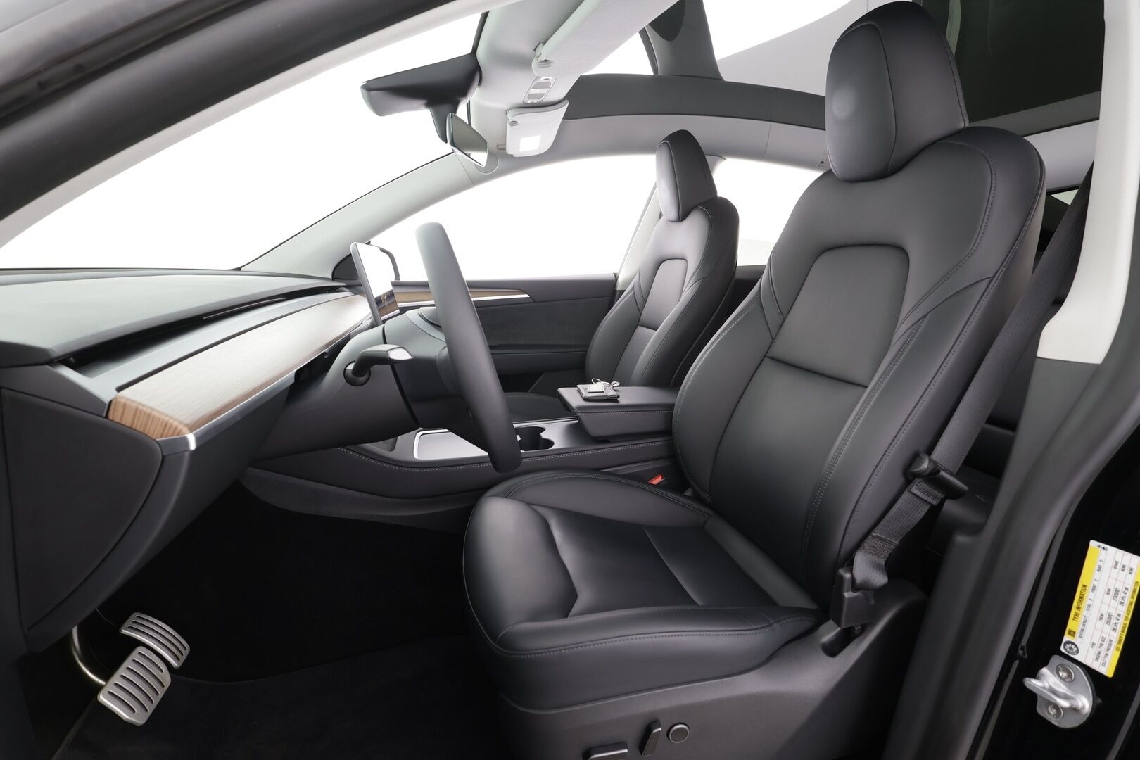 Tesla Model Y 2023 Performance * Lasikatto / Koukku / Premium Audio / Matrix LED / P.kamera / ILP / Mustat nahat * - 1.Om Suomi-auto / Kahdet renkaat aluvanteilla