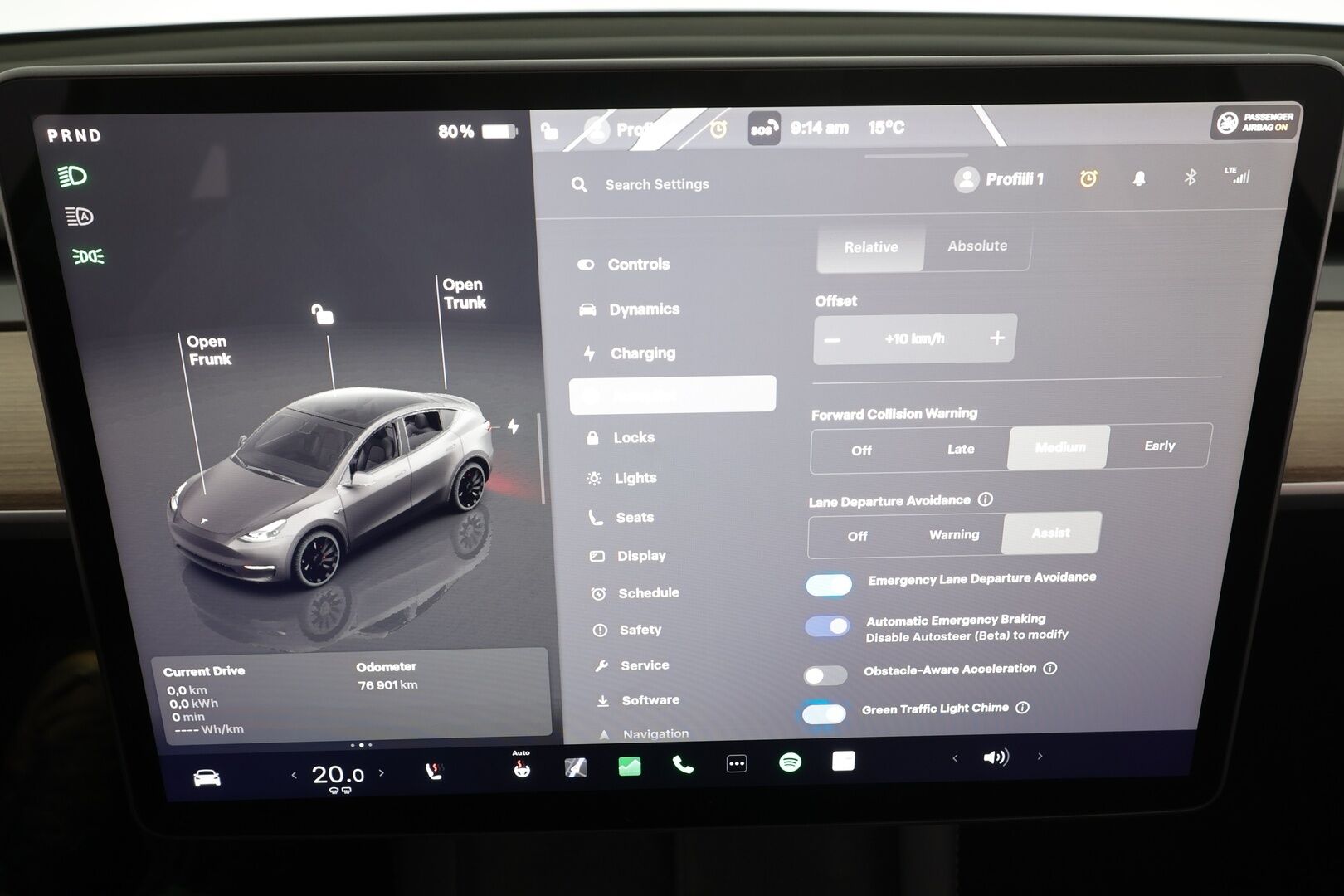 Tesla Model Y 2023 Performance * Lasikatto / Koukku / Premium Audio / Matrix LED / P.kamera / ILP / Mustat nahat * - 1.Om Suomi-auto / Kahdet renkaat aluvanteilla