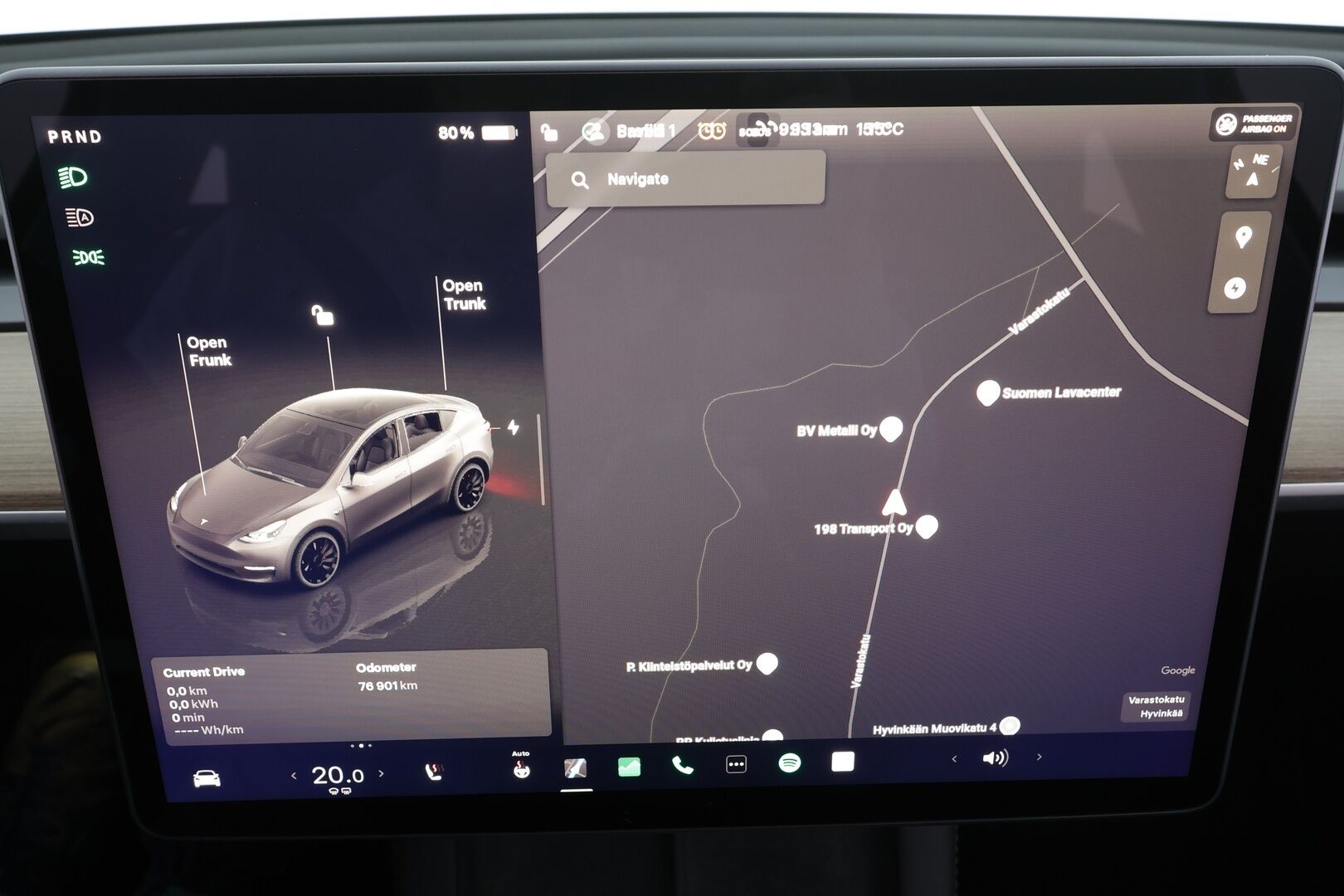 Tesla Model Y 2023 Performance * Lasikatto / Koukku / Premium Audio / Matrix LED / P.kamera / ILP / Mustat nahat * - 1.Om Suomi-auto / Kahdet renkaat aluvanteilla