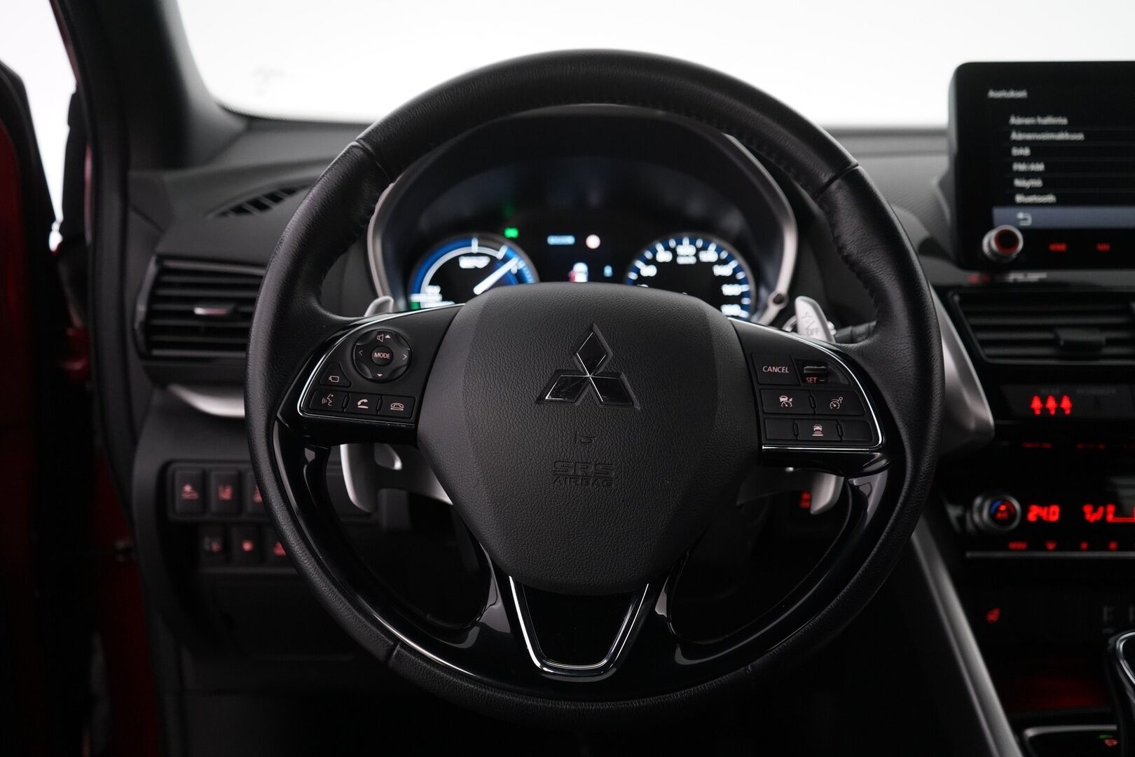 Mitsubishi Eclipse Cross 2022 2.4 PHEV Intense 4WD *Acc / 360 Kamera / Koukku / Keyless / Bliss / Nav / Ratinlämmitin* - Kahdet vanteet / Merkkihuollettu / Viimeisin huolto 48tkm 