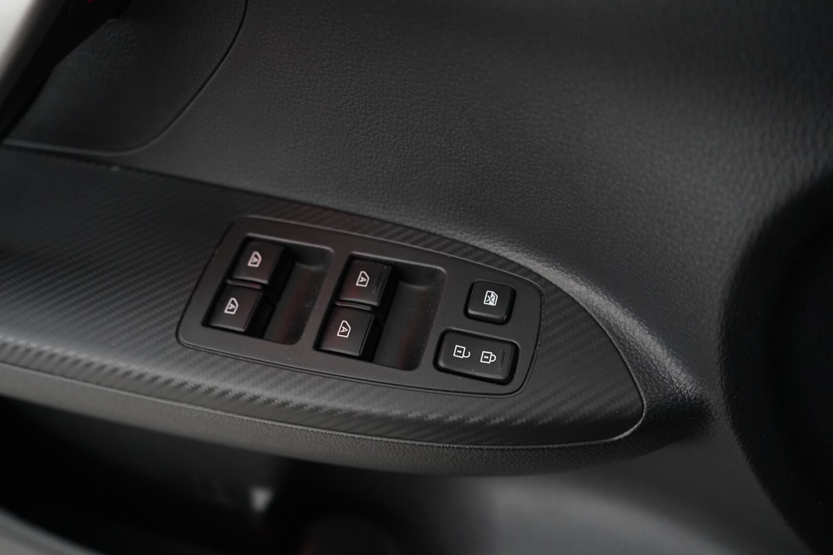 Mitsubishi Eclipse Cross 2022 2.4 PHEV Intense 4WD *Acc / 360 Kamera / Koukku / Keyless / Bliss / Nav / Ratinlämmitin* - Kahdet vanteet / Merkkihuollettu / Viimeisin huolto 48tkm 