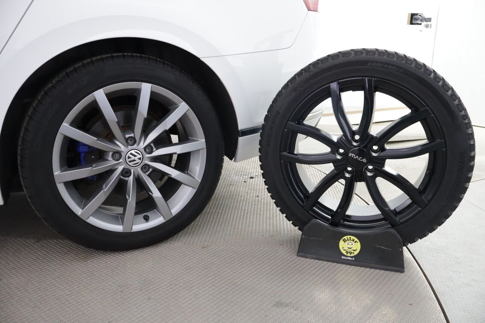 Volkswagen Passat 2020 13 kWh, GTE Plug-In Hybrid 160kw * Panorama / IQ LED / Adapt.Vakkari / Lane Assist / Ratinlämmitys / Dynaamiset vilkut / Koukku * - * Kahdet renkaat / Huippu varusteet *