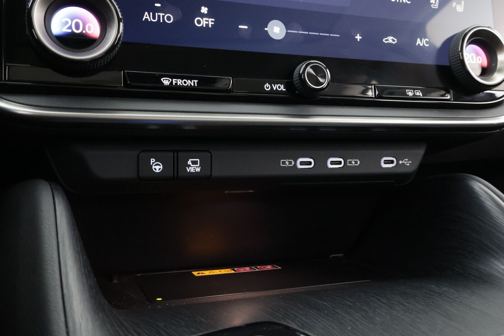 Lexus RZ 2023 450e AWD Luxury - Adapt.Vakkari | Vetokoukku | Mark&Levinson | Himmentävä Panorama | HUD | Ilmastoidut Penkit | Upea