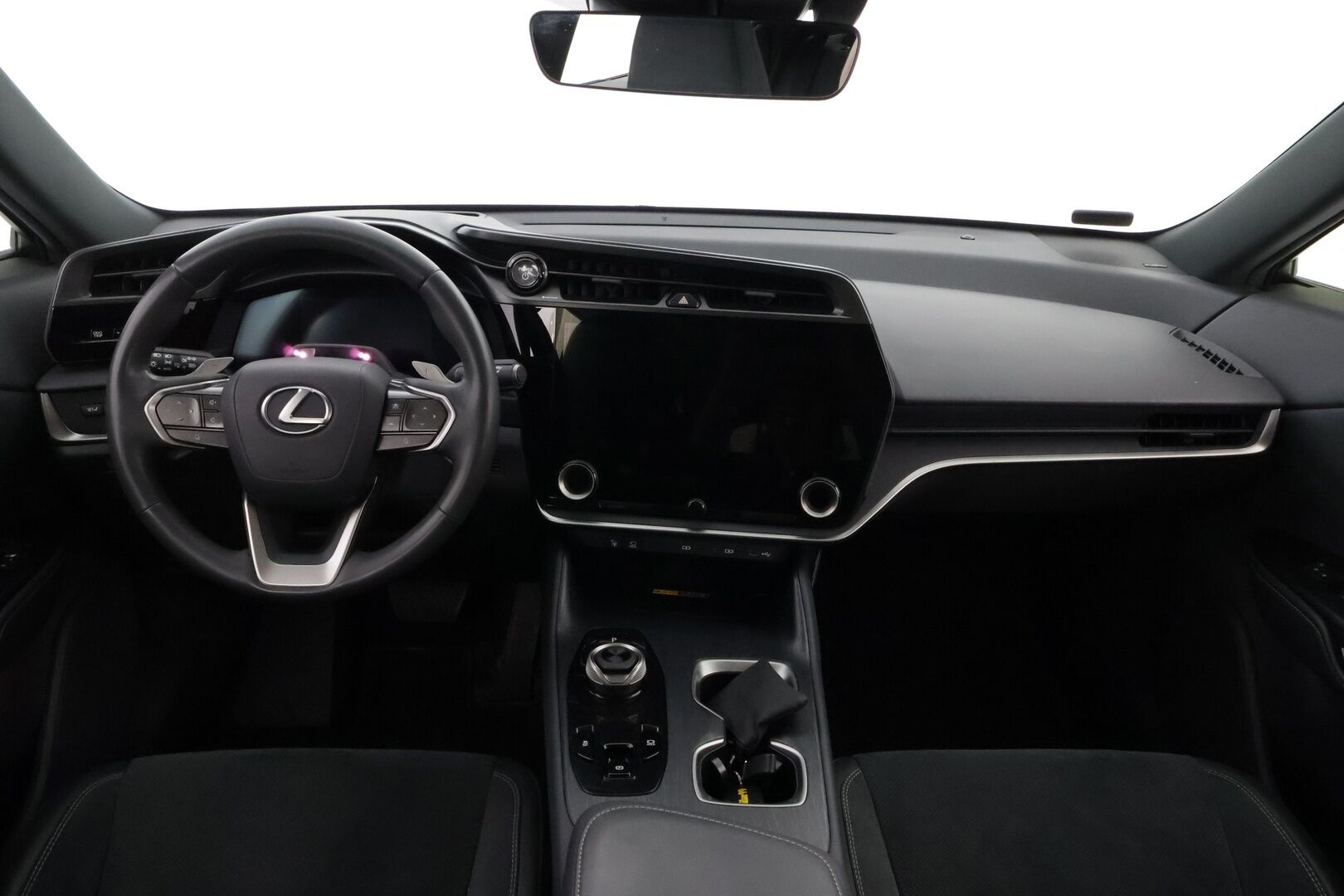 Lexus RZ 2023 450e AWD Luxury - Adapt.Vakkari | Vetokoukku | Mark&Levinson | Himmentävä Panorama | HUD | Ilmastoidut Penkit | Upea