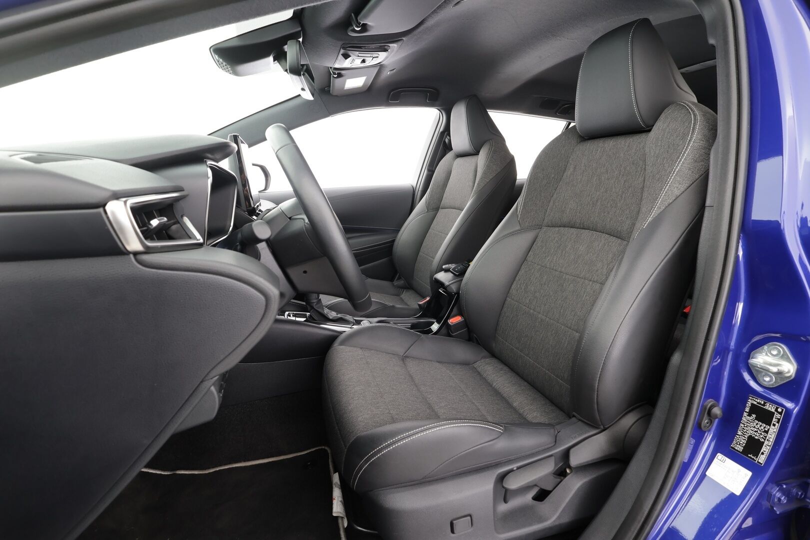 Toyota Corolla 2023 Touring Sports 1,8 Hybrid Launch Edition - | ACC | Lohko | LED | Ratinlämmitys | P.Kamera | Puolinahat | Apple&Android | Suomi-auto | Kahdet Renkaat | Merkkihuollettu |