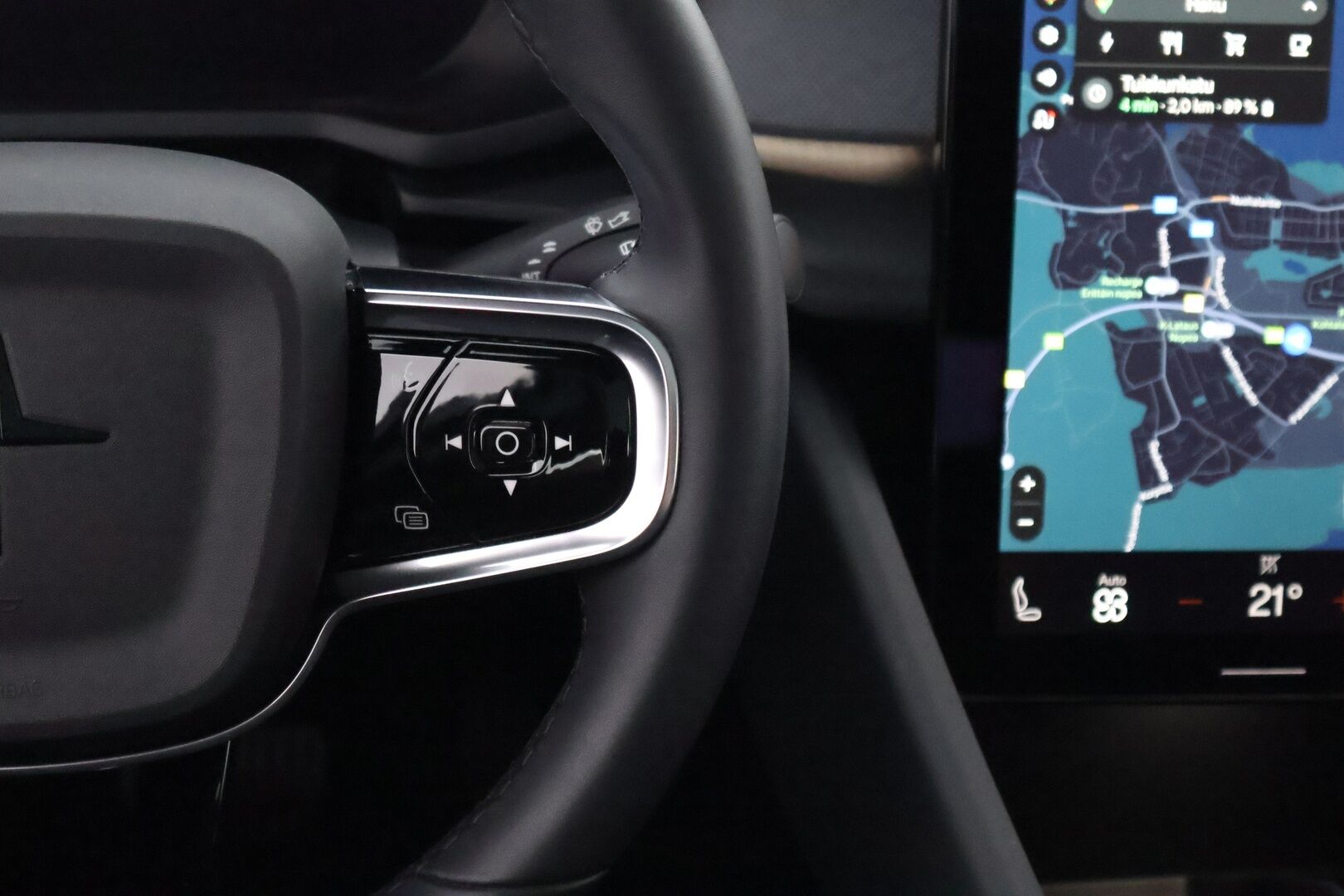 Polestar 2 2024 Long Range Single Motor Pilot & Plus Pack, 220kW, 82kWh - 3,99 % KORKOTARJOUS TÄHÄN AUTOON - 3,99 % KORKOTARJOUS TÄHÄN AUTOON - Lämpöpumppu / Pilot&Plus / Vetokoukku / Harman & Kardon / Pixel-LED / Panoraama / 360-Kamera / Suomiauto!