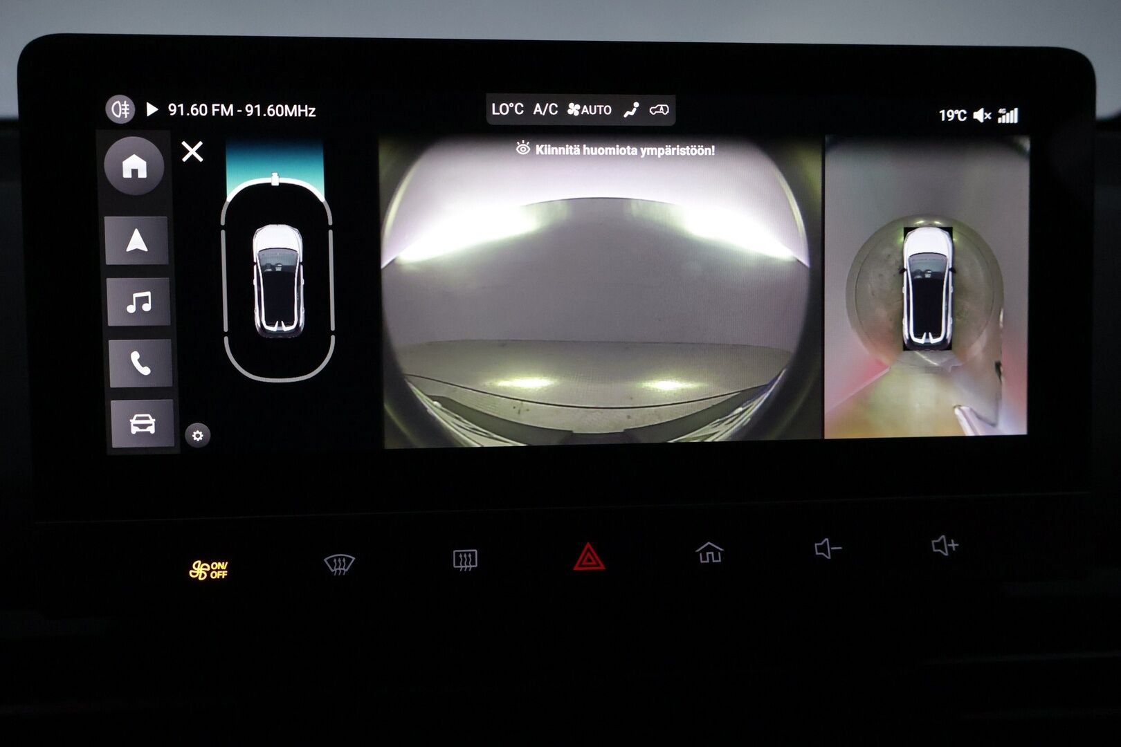 MG MG4 2023 Luxury *1-om / SOH 95% / ACC / Lämpöpumppu / 360° / BLIS / Navi / Full-LED / Ratinlämmitin / KeyLessGo* - Merkkihuollettu 1-omisteinen MG4 kaksilla hyväkuntoisilla renkailla ja alumiinivanteilla! - HULLUT VÄLIPÄIVÄT KORKOTARJOUS 2,49%