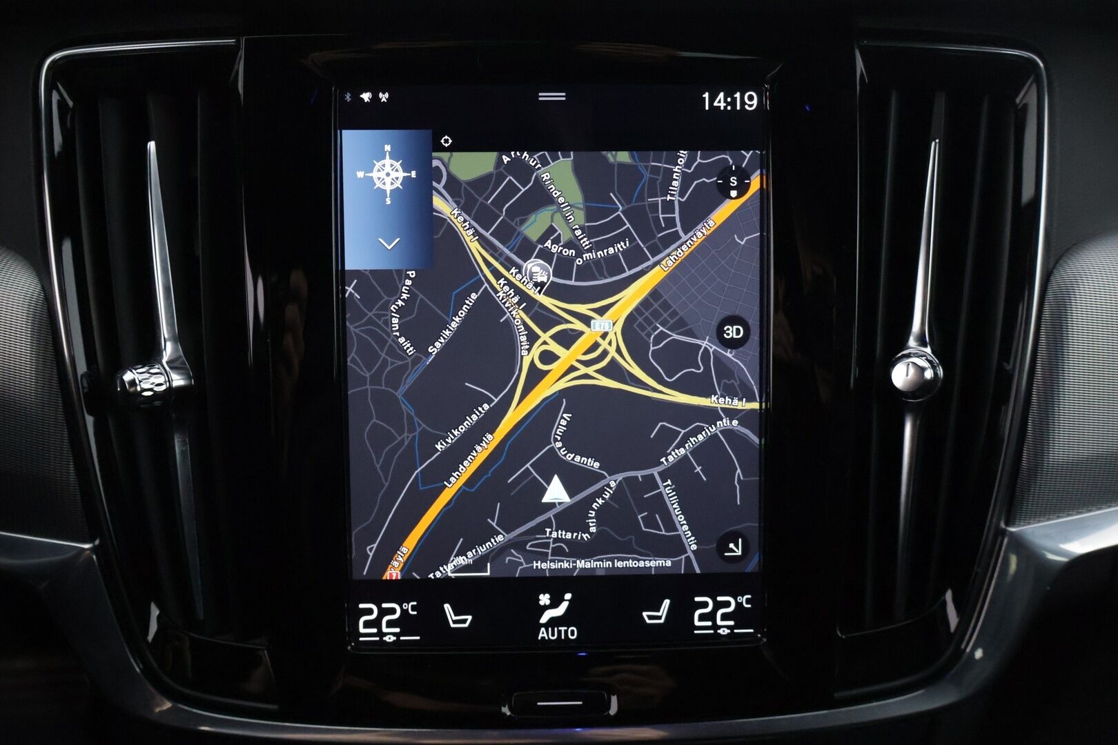 Volvo V90 2020 T8 TwE AWD R-Design aut * Adapt.Cruise / VOC / Ratin lämmitys / Koukku * - Merkkihuollettu / Webasto / 2x hyvät renkaat