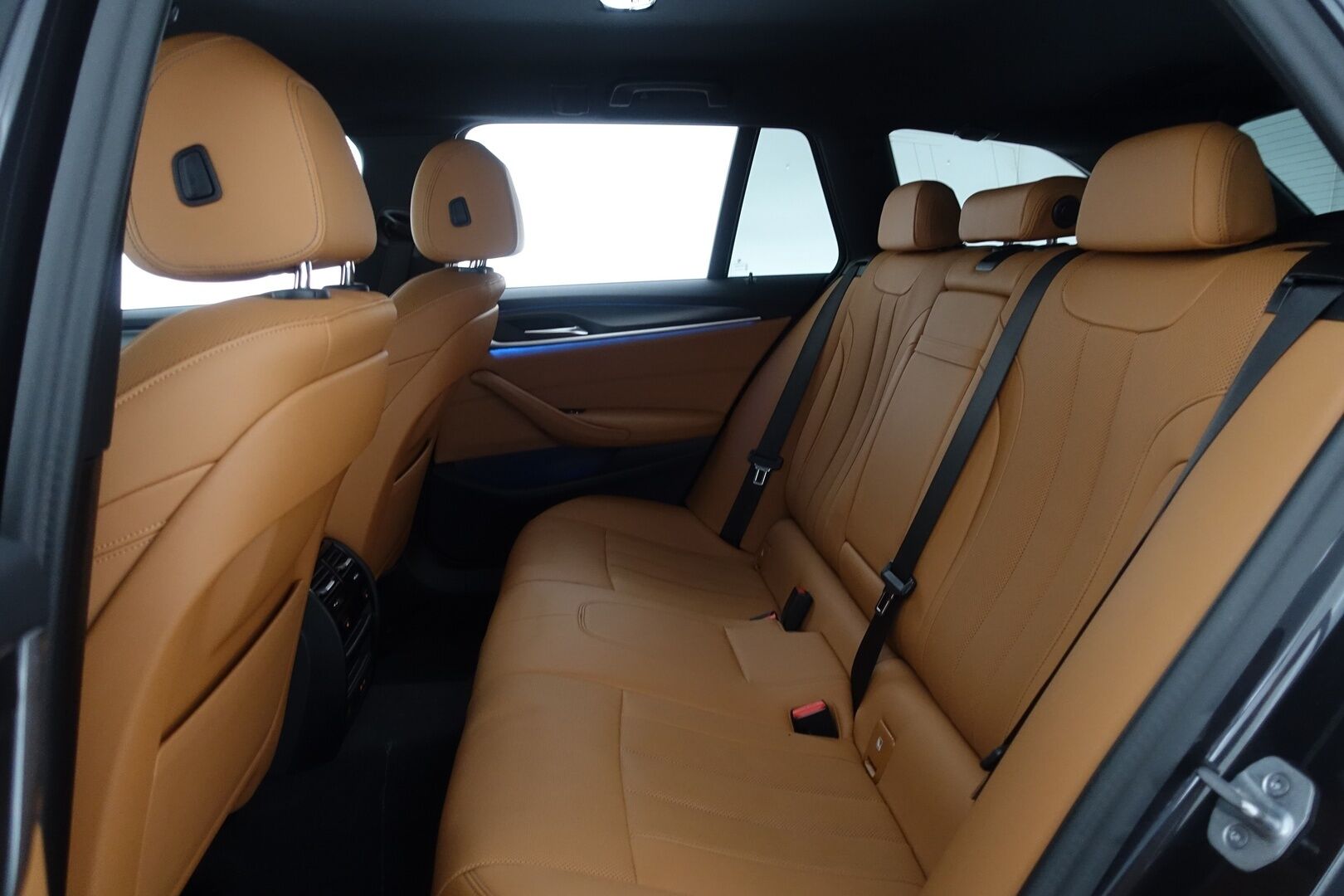 BMW 530 2023 G31 Touring 530e xDrive A Charged Edition M Sport - | M-Sport | ACC | Comfort Access | Hifi | Koukku | LED | P.Kamera | 1.om Suomi-auto | Konjakkinahat | SoH 91,2% 