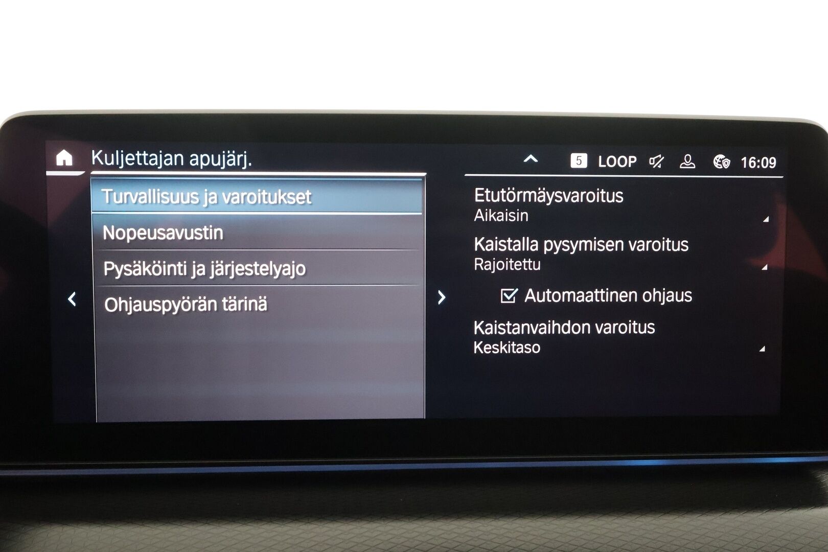 BMW 530 2023 G31 Touring 530e xDrive A Charged Edition M Sport - | M-Sport | ACC | Comfort Access | Hifi | Koukku | LED | P.Kamera | 1.om Suomi-auto | Konjakkinahat | SoH 91,2% 