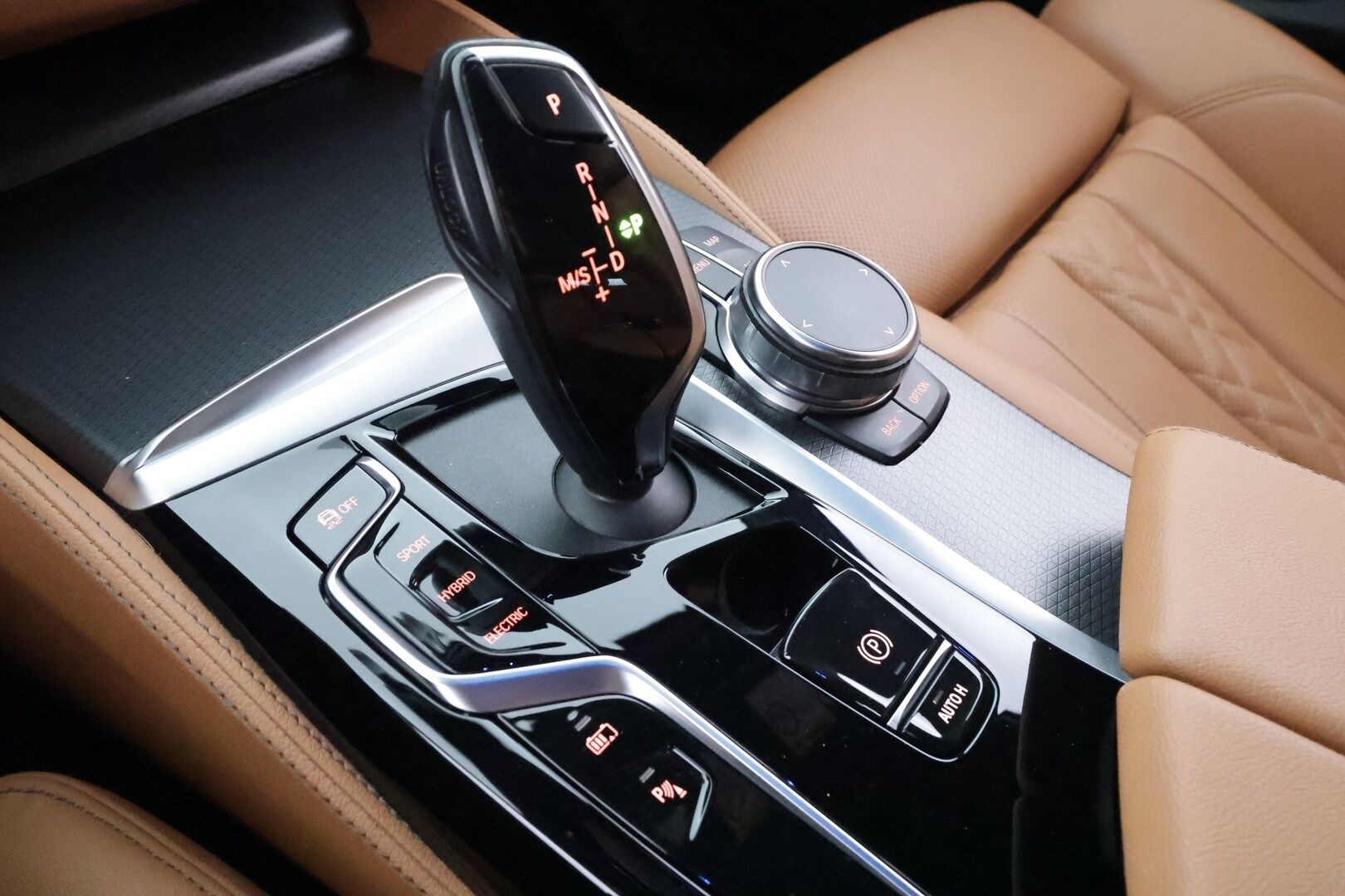 BMW 530 2023 G31 Touring 530e xDrive A Charged Edition M Sport - | M-Sport | ACC | Comfort Access | Hifi | Koukku | LED | P.Kamera | 1.om Suomi-auto | Konjakkinahat | SoH 91,2% 