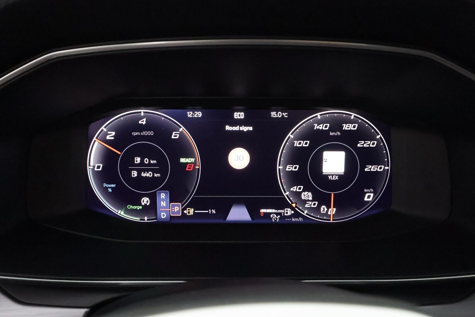 Seat Leon Sportstourer 2021 1,4 PHEV 204 eHybrid FR DSG - | Koukku | ACC | LED | P.Kamera | Muistipenkki | Navi | Kaistavahti | Keyless | 2x Latauskaapelit | Kahdet renkaat |