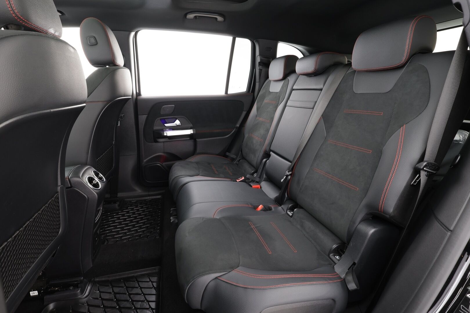 Mercedes-Benz EQB 2022 350 4MATIC Business AMG 7P * Distronic+ / Muistipenkit / HUD / Widescreen / LED High Performance / Sporttipenkit / 360-Kamera * - Kahdet Renkaat / Koti & Kauppalaturi - HULLUT AVAJAISHULINAT KORKOTARJOUS 3,29 %