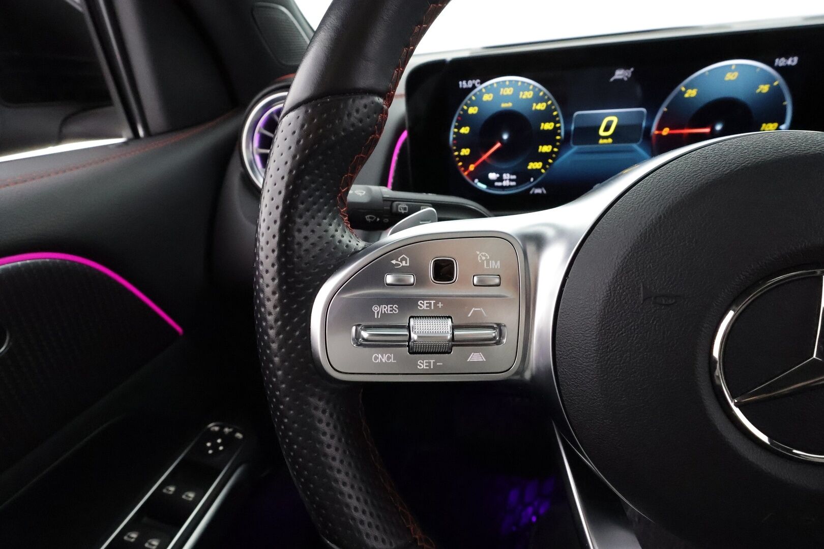 Mercedes-Benz EQB 2022 350 4MATIC Business AMG 7P * Distronic+ / Muistipenkit / HUD / Widescreen / LED High Performance / Sporttipenkit / 360-Kamera * - Kahdet Renkaat / Koti & Kauppalaturi - HULLUT AVAJAISHULINAT KORKOTARJOUS 3,29 %