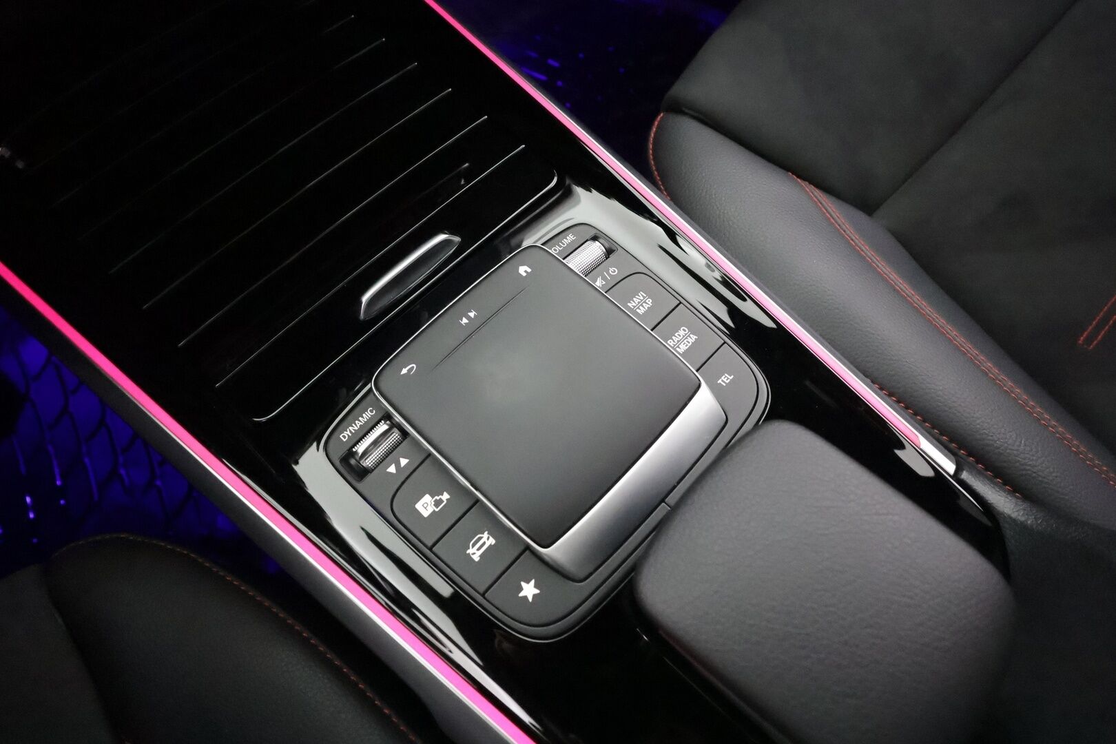 Mercedes-Benz EQB 2022 350 4MATIC Business AMG 7P * Distronic+ / Muistipenkit / HUD / Widescreen / LED High Performance / Sporttipenkit / 360-Kamera * - Kahdet Renkaat / Koti & Kauppalaturi - HULLUT AVAJAISHULINAT KORKOTARJOUS 3,29 %