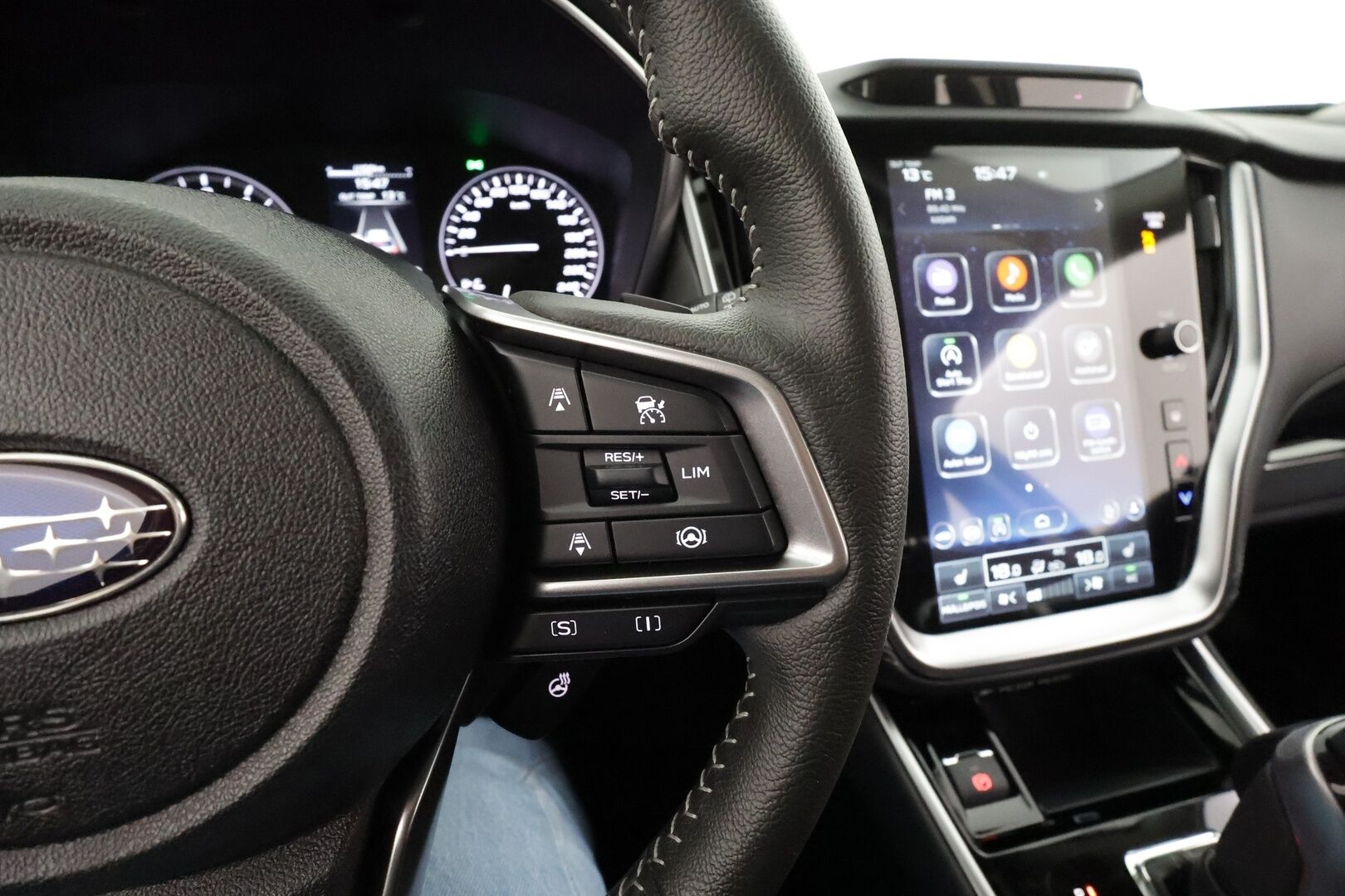 Subaru Outback 2024 2,5i Adventure CVT * Webasto / Koukku / ACC / Matrix / P.Kamera / Kaistavahti / Sähköpenkit * - 1-om Suomi-auto / Kahdet renkaat aluvanteilla