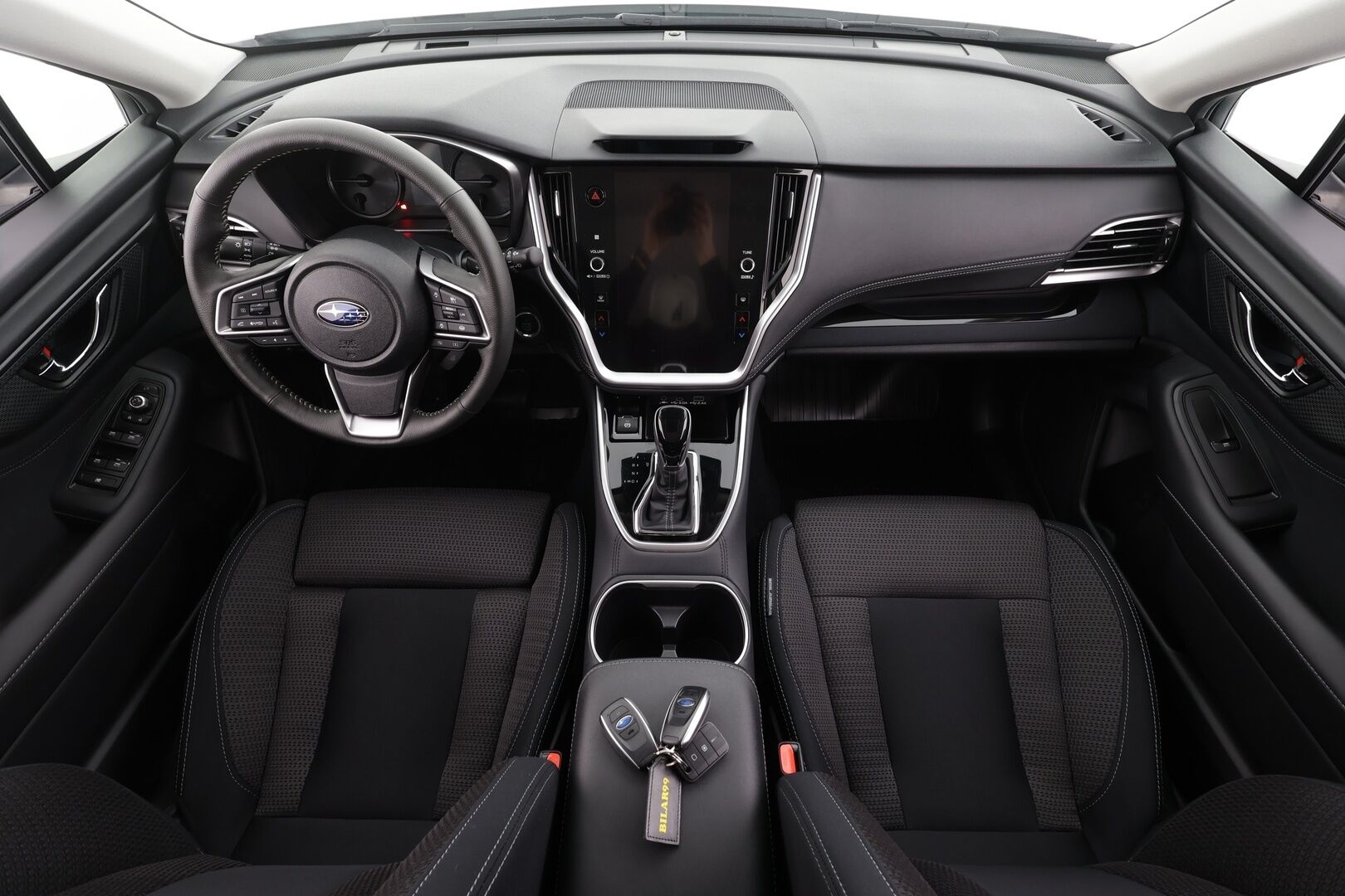 Subaru Outback 2024 2,5i Adventure CVT * Webasto / Koukku / ACC / Matrix / P.Kamera / Kaistavahti / Sähköpenkit * - 1-om Suomi-auto / Kahdet renkaat aluvanteilla