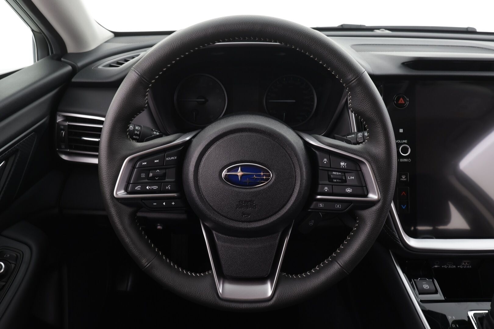 Subaru Outback 2024 2,5i Adventure CVT * Webasto / Koukku / ACC / Matrix / P.Kamera / Kaistavahti / Sähköpenkit * - 1-om Suomi-auto / Kahdet renkaat aluvanteilla