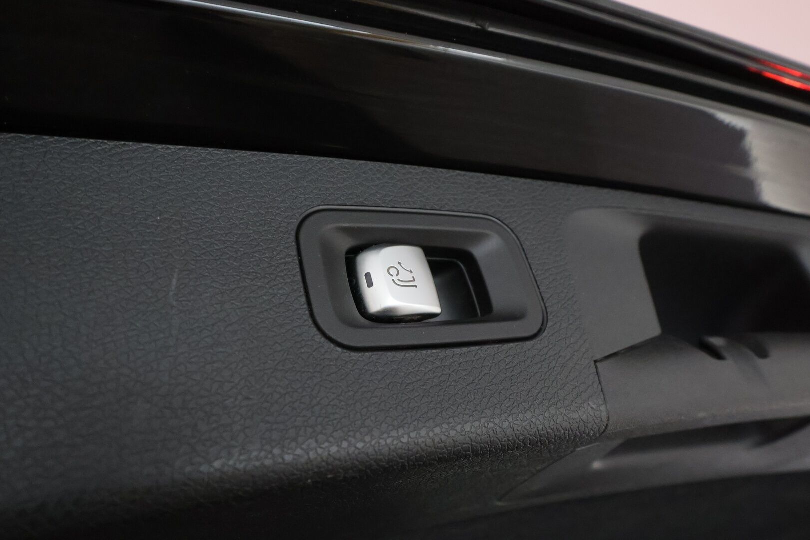 Mercedes-Benz E 2021 300 de 4MATIC T A EQ Power AMG * 360° / Widescreen / Koukku / Multibeam / Lisälämmitin / Navi * - *Juuri huollettu / Juuri katsastettu / AMG-styling* - HULLUT AVAJAISHULINAT KORKOTARJOUS 3,29 %