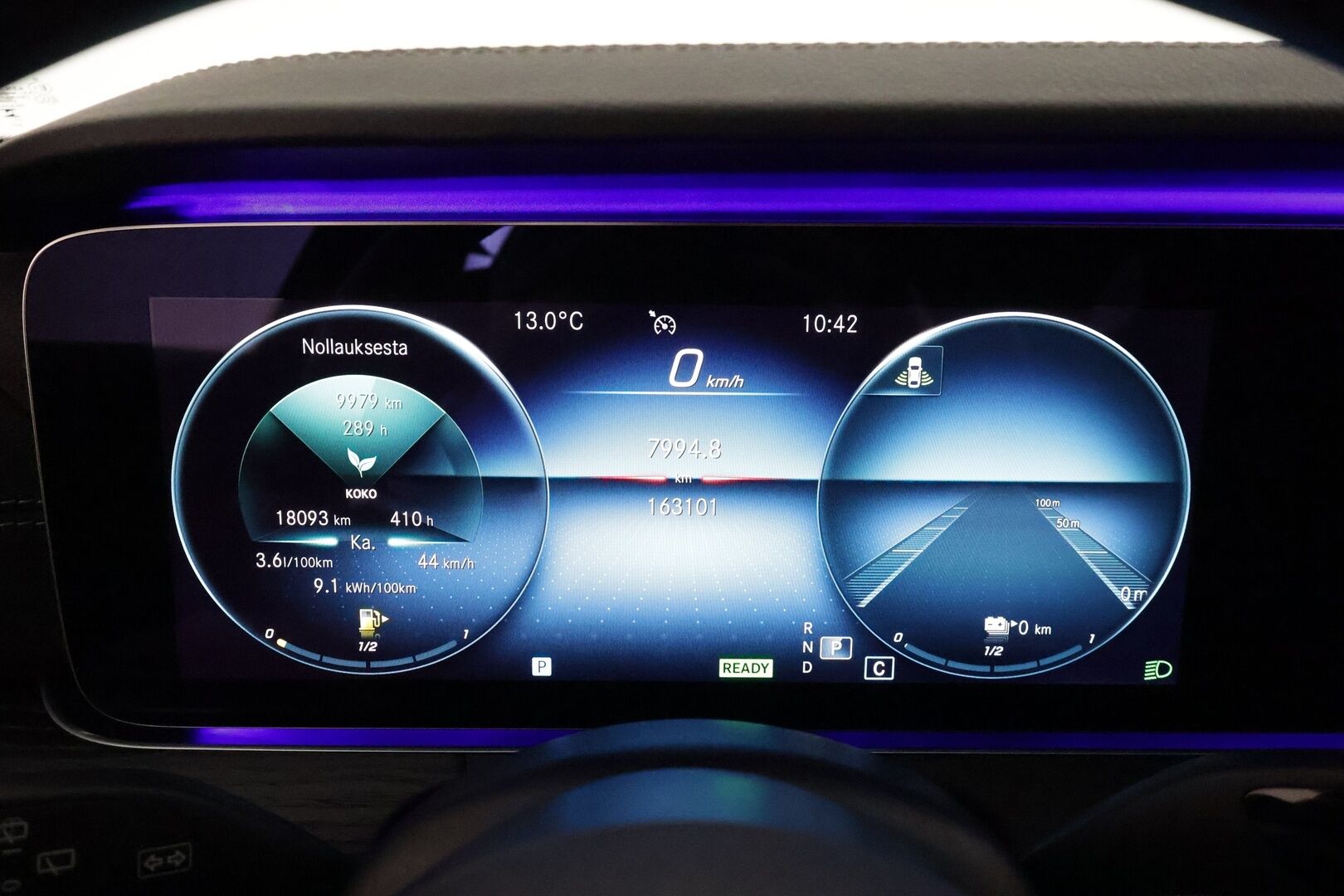 Mercedes-Benz E 2021 300 de 4MATIC T A EQ Power AMG * 360° / Widescreen / Koukku / Multibeam / Lisälämmitin / Navi * - Kahdet renkaat aluvanteilla