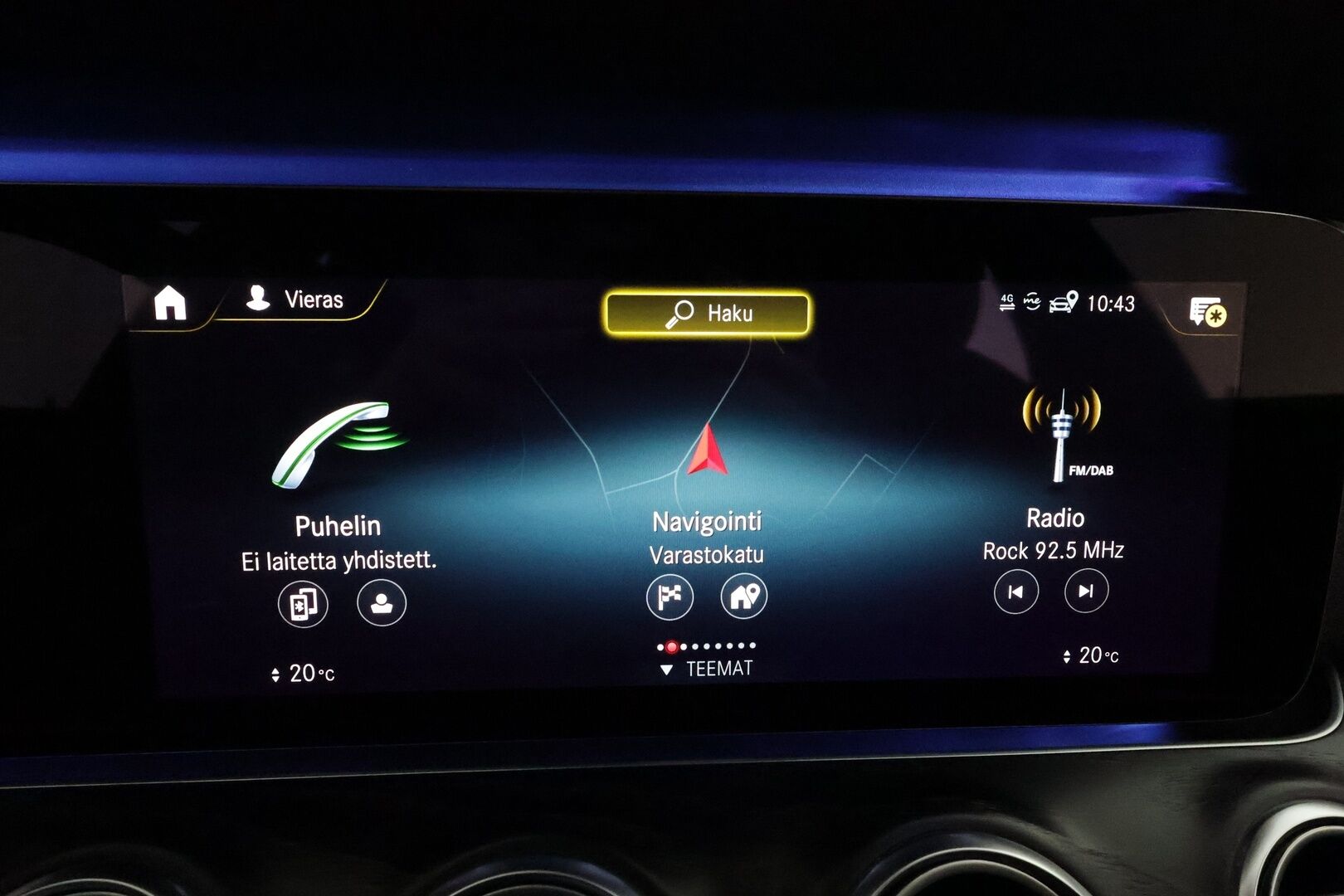 Mercedes-Benz E 2021 300 de 4MATIC T A EQ Power AMG * 360° / Widescreen / Koukku / Multibeam / Lisälämmitin / Navi * - Kahdet renkaat aluvanteilla