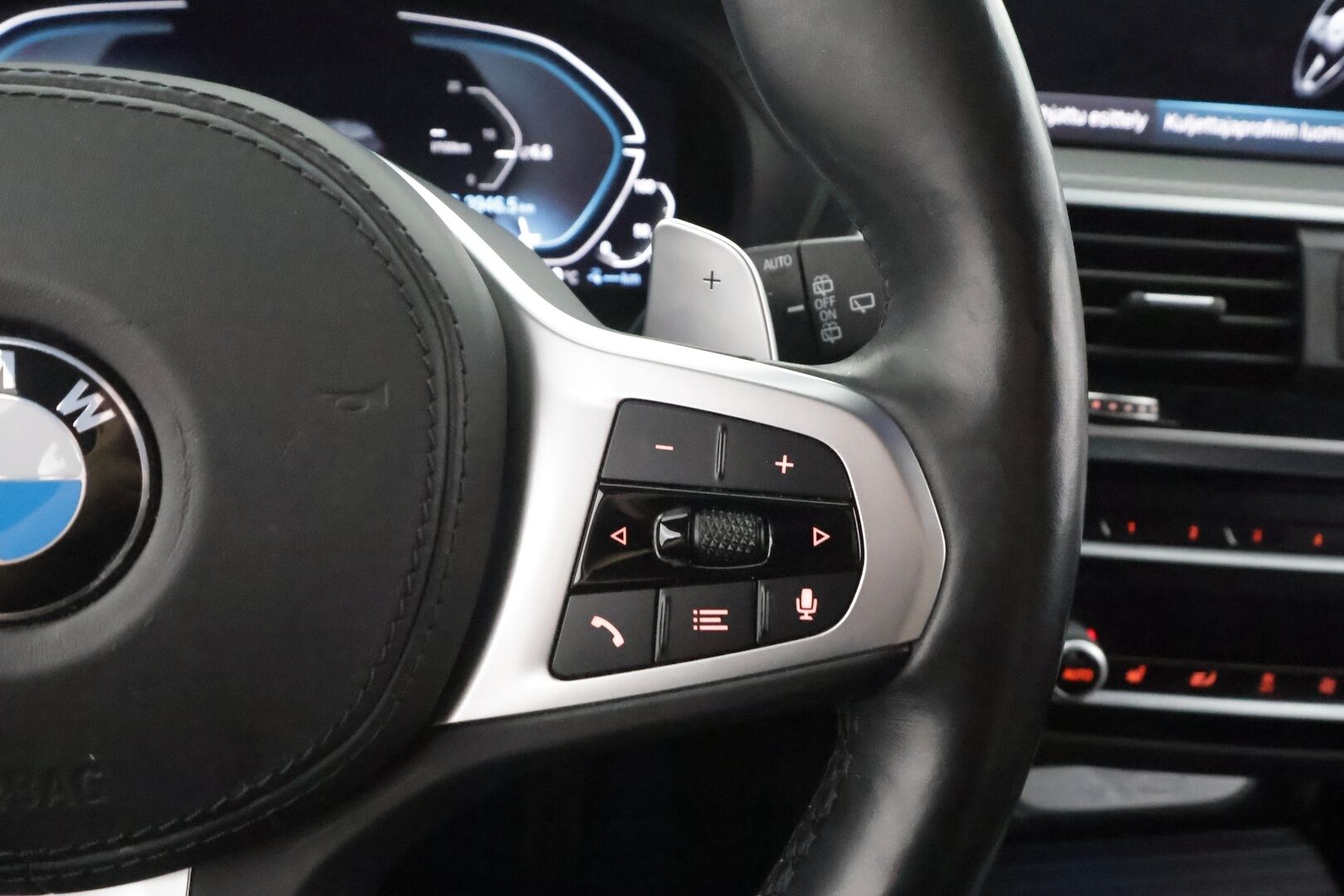 BMW X3 2021 G01 xDrive 30e A Charged Edition M Sport - | ACC | Lisälämmitin | Koukku | Hifit | HUD | Sporttinahat | 360-Kamera | Comfort Access | LED | Kahdet Renkaat |