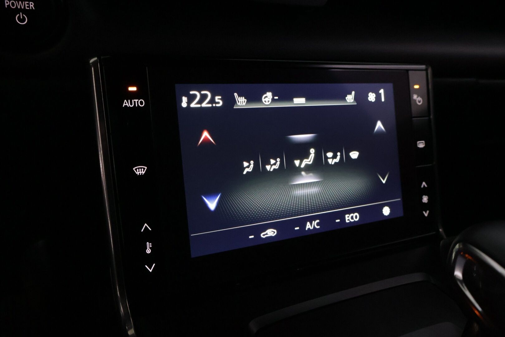 Mazda MX-30 2024 e-Skyactiv R-EV Exclusive-Line *Suomi-auto / Adapt.vak / P-kamera / LED / HUD / 2x vanteet ja renkaat* - Erinomaisesti varusteltu! / 2x vanteet / Huippukuntoiset renkaat / Vaihtoehto uudelle! - Osta nyt, maksa vasta ensi vuonna