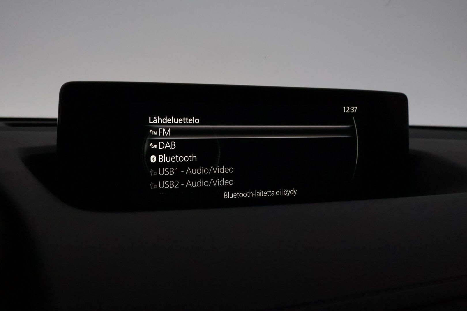 Mazda MX-30 2024 e-Skyactiv R-EV Exclusive-Line *Suomi-auto / Adapt.vak / P-kamera / LED / HUD / 2x vanteet ja renkaat* - Erinomaisesti varusteltu! / 2x vanteet / Huippukuntoiset renkaat / Vaihtoehto uudelle! - Osta nyt, maksa vasta ensi vuonna