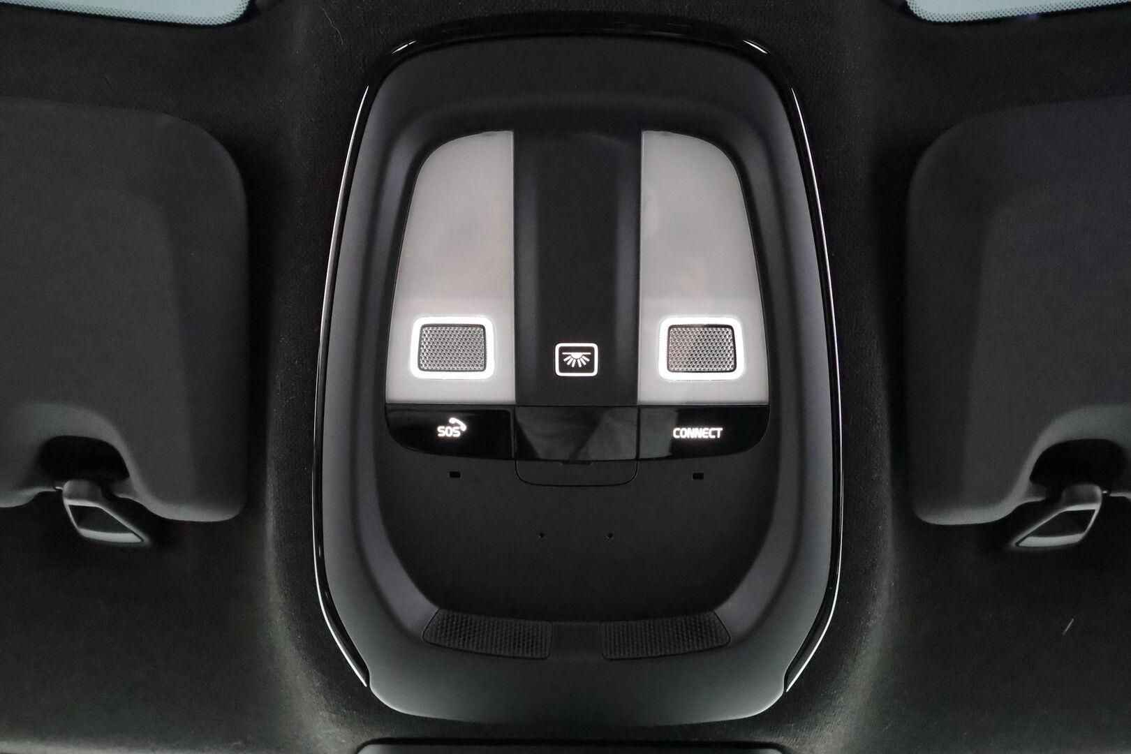 Polestar 2 2021 Launch Edition, 300kW, 78kWh * ACC / H&K / Koukku / Muistipenkki / Pixel LED / 360° / Lasikatto / Keyless * - Akku kuntotarkastettu / Merkkihuollettu