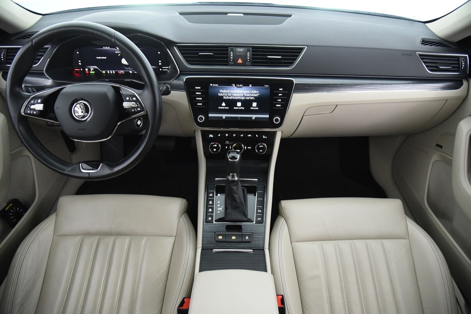 Skoda Superb 2021 Combi 1,4 TSI PHEV Style iV DSG Aut. / Webasto / Adapt. Vak / Vetokoukku / Canton / P-kamera / Muistipenkki - Vaaleat nahat / Matrix Led / Digimittaristo / Merkkihuollot