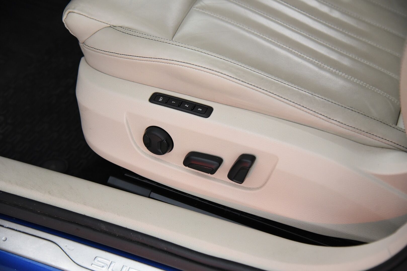 Skoda Superb 2021 Combi 1,4 TSI PHEV Style iV DSG Aut. / Webasto / Adapt. Vak / Vetokoukku / Canton / P-kamera / Muistipenkki - Vaaleat nahat / Matrix Led / Digimittaristo / Merkkihuollot