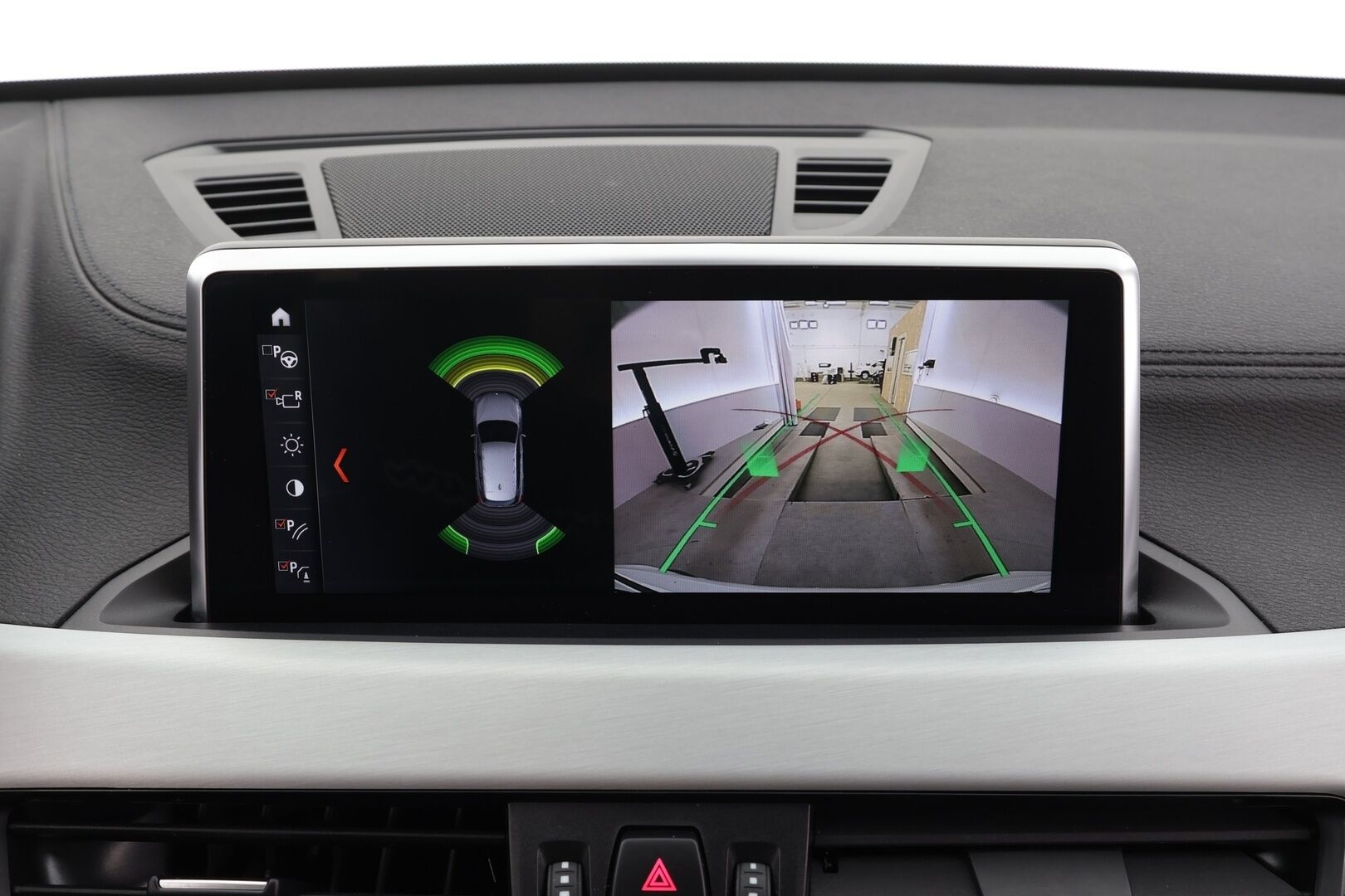 BMW X1 2021 F48 xDrive25e A Business M Sport * Vakkari / Hifi / Puolinahat / P.kamera / Sporttipenkit / LED * - Kahdet Renkaat