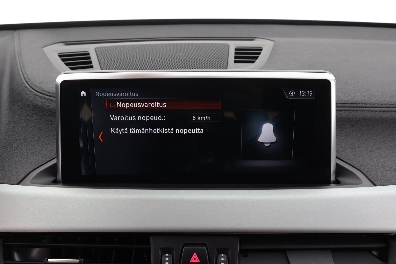 BMW X1 2021 F48 xDrive25e A Business M Sport * Vakkari / Hifi / Puolinahat / P.kamera / Sporttipenkit / LED * - Kahdet Renkaat