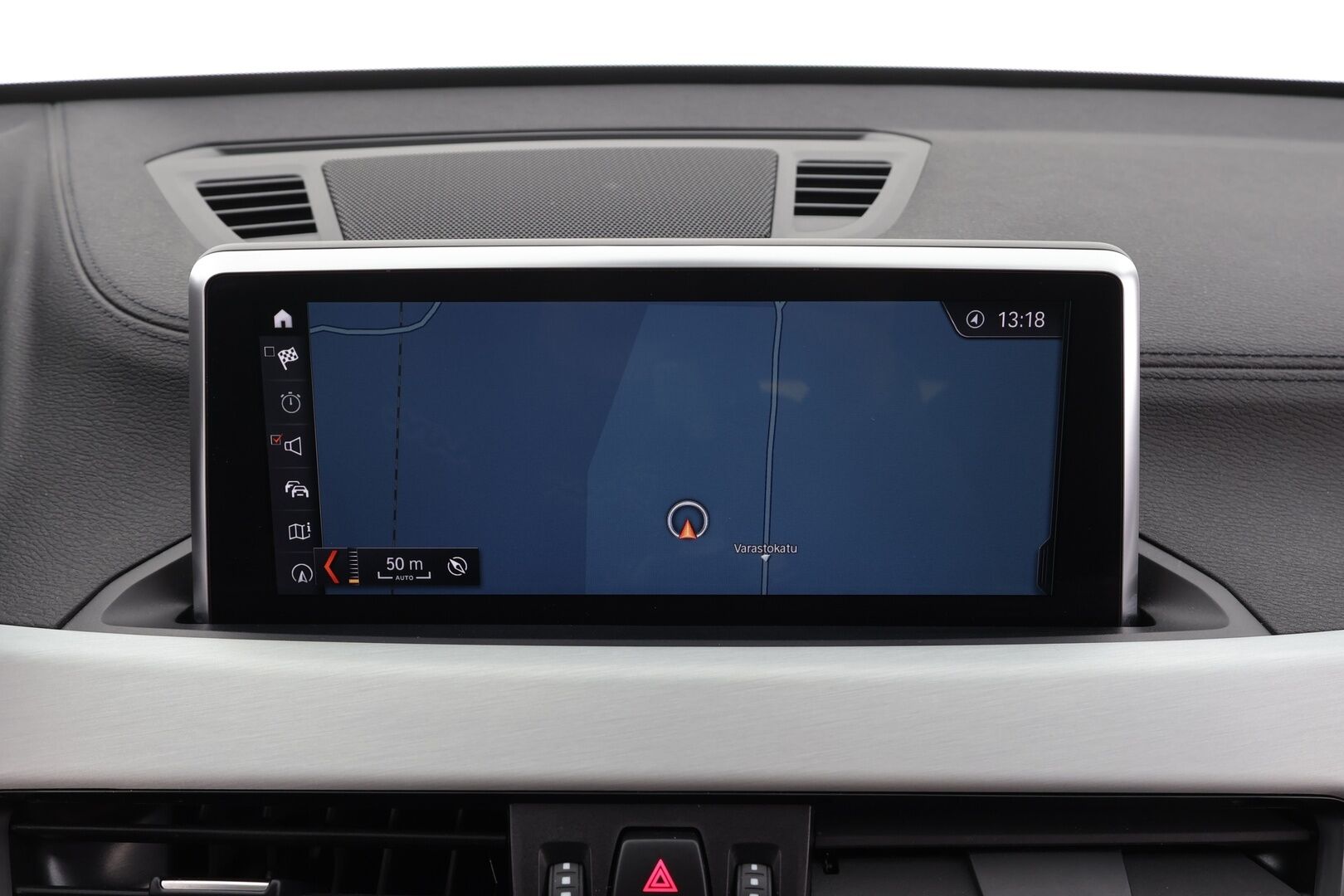 BMW X1 2021 F48 xDrive25e A Business M Sport * Vakkari / Hifi / Puolinahat / P.kamera / Sporttipenkit / LED * - Kahdet Renkaat