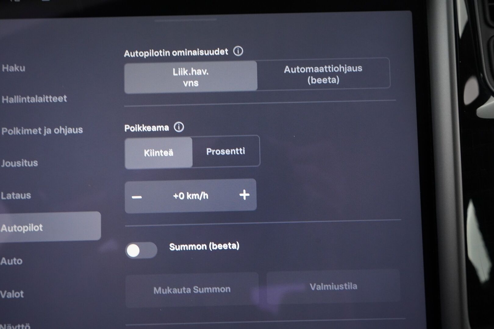 Tesla Model S 2018 75 D *Kamera / ACC / Panorama / Esilämmitys / 2x Renkaat *