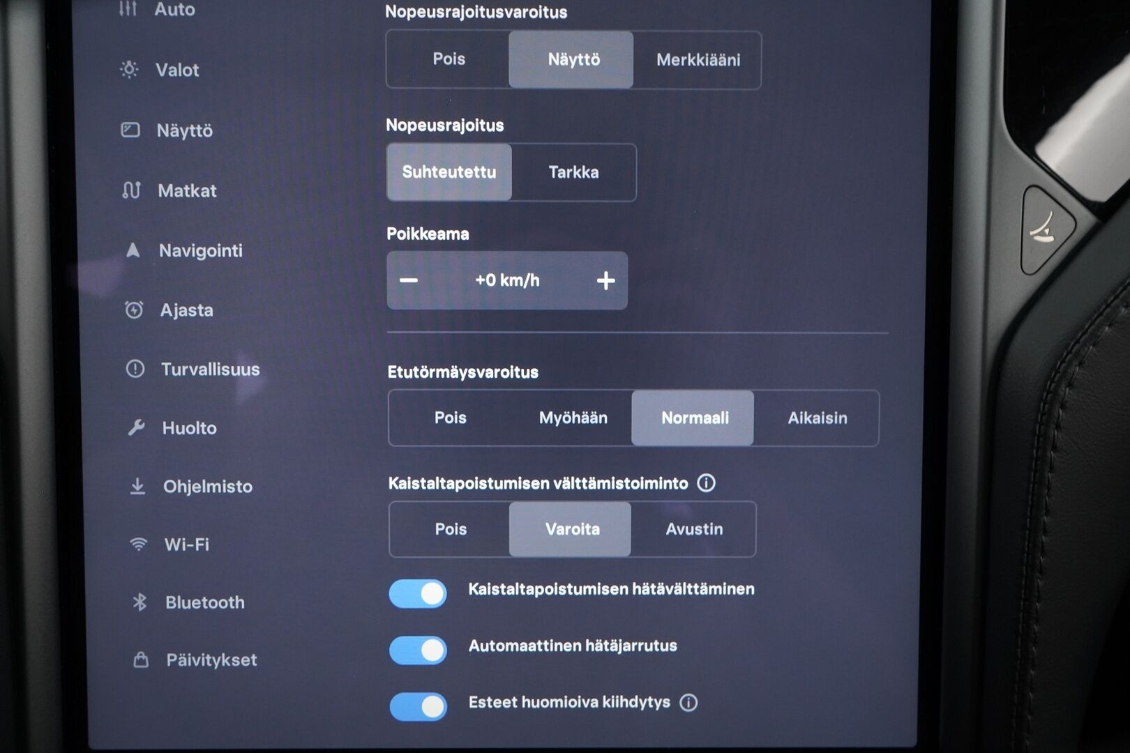 Tesla Model S 2018 75 D *Kamera / ACC / Panorama / Esilämmitys / 2x Renkaat *