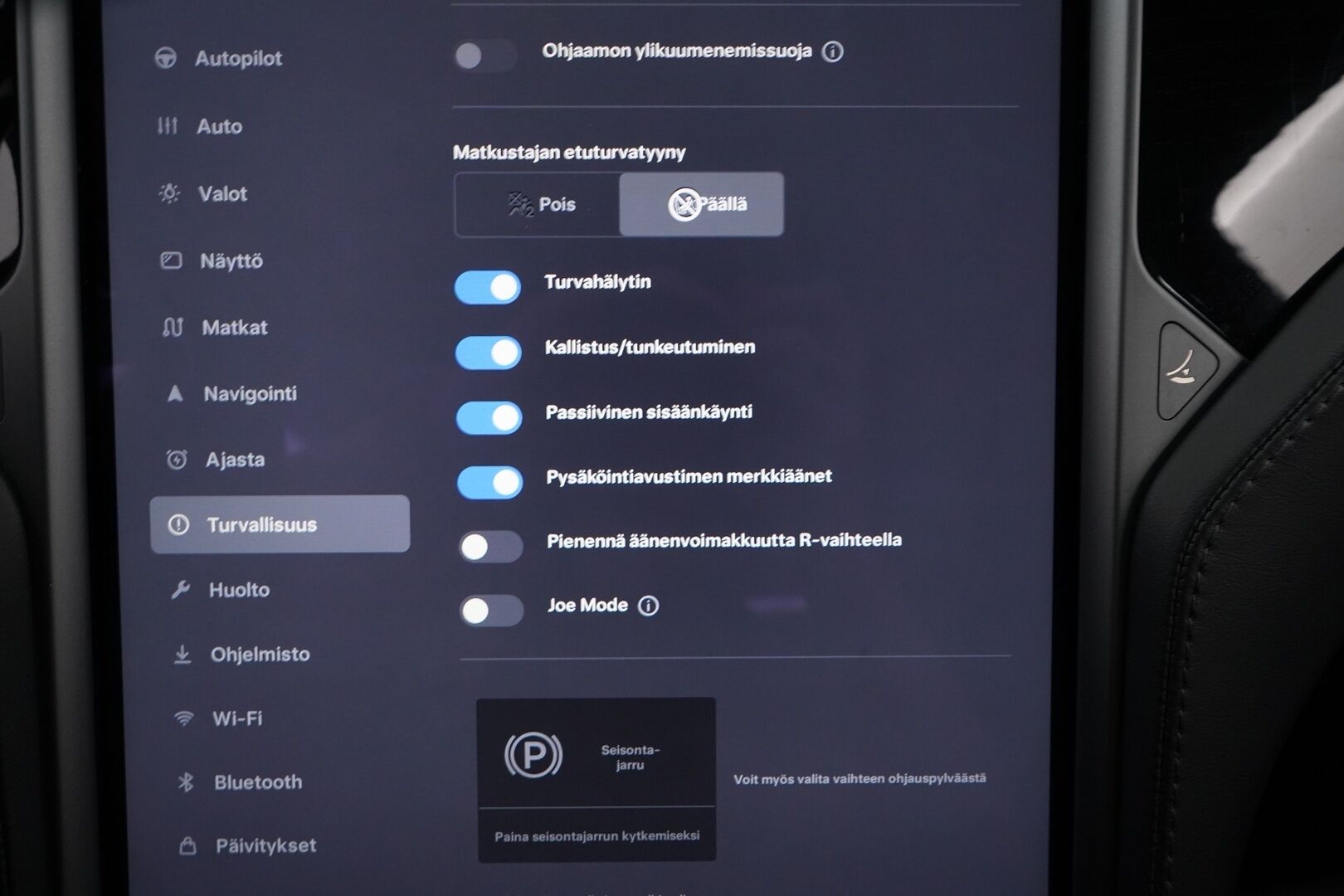 Tesla Model S 2018 75 D *Kamera / ACC / Panorama / Esilämmitys / 2x Renkaat *