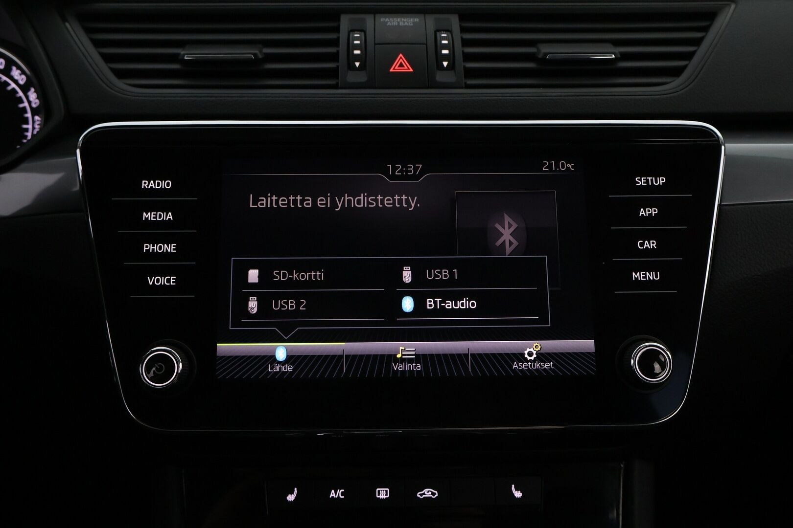 Skoda Superb 2020 2,0 TSI 190 Ambition Edition DSG Autom. - Vakkari / SmartLink / KeyLess / Peruutustutka / Erittäin siisti / Juuri tullut Tampereelle! - HULLUT JOULUT KORKOTARJOUS 2,49% 