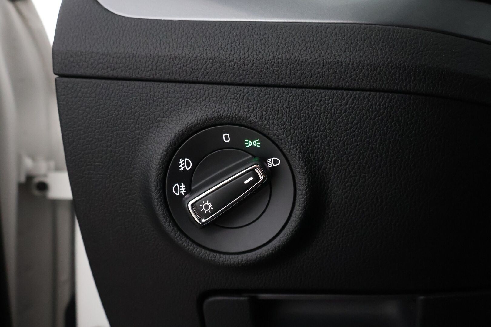 Skoda Superb 2020 2,0 TSI 190 Ambition Edition DSG Autom. - Vakkari / SmartLink / KeyLess / Peruutustutka / Erittäin siisti / Juuri tullut Tampereelle!