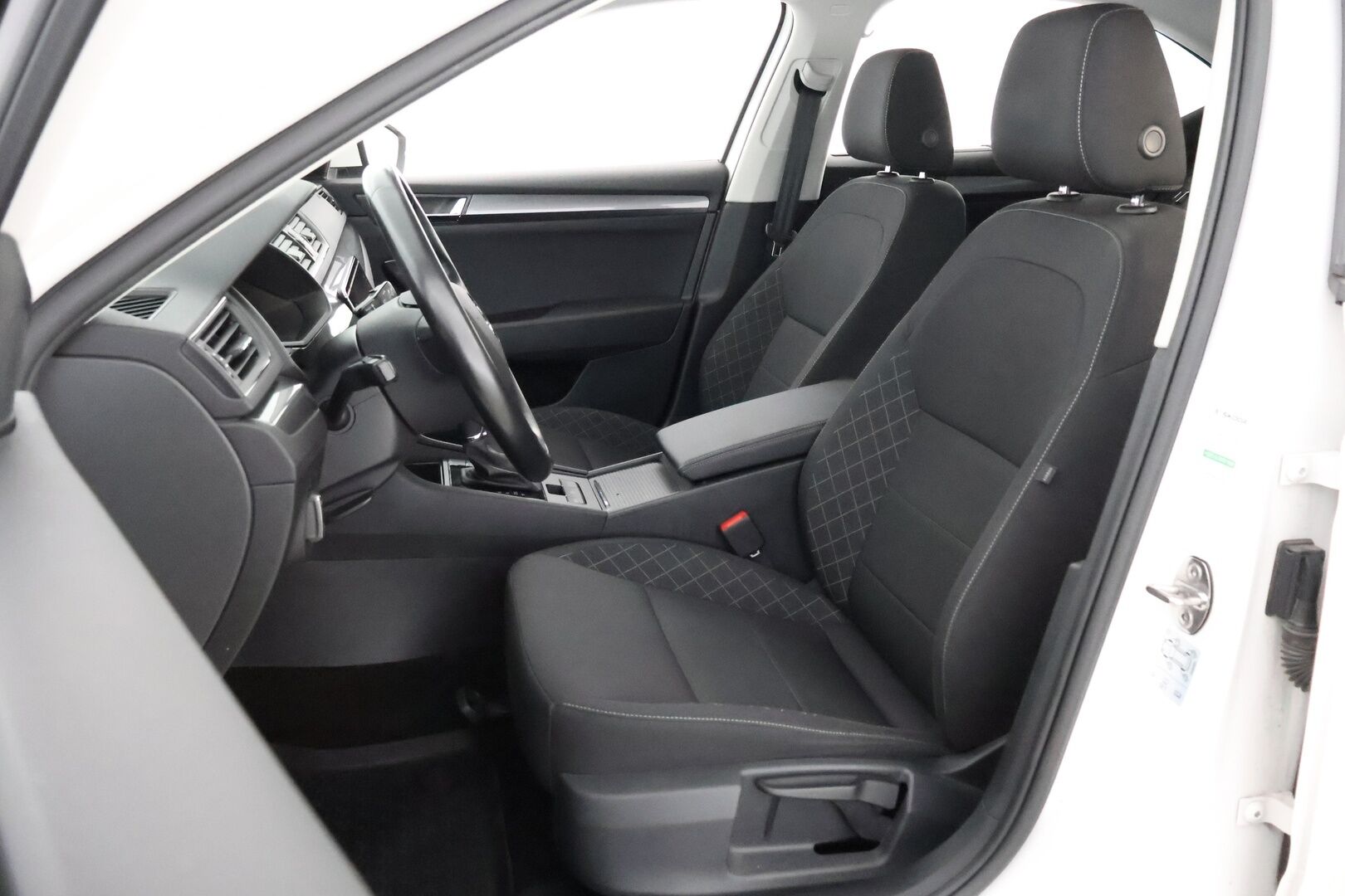 Skoda Superb 2020 2,0 TSI 190 Ambition Edition DSG Autom. - Vakkari / SmartLink / KeyLess / Peruutustutka / Erittäin siisti / Juuri tullut Tampereelle! - HULLUT JOULUT KORKOTARJOUS 2,49% 