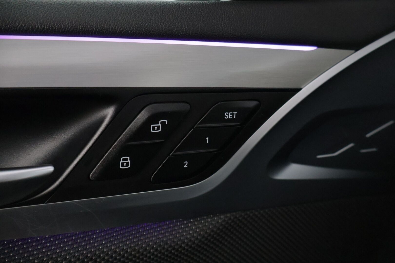 BMW X3 2021 G01 xDrive 30e A Charged Edition Luxury* Sporttinahat / Vetokoukku / P kamera / Hifit / BLIS * - Kahdet renkaat aluvanteilla!