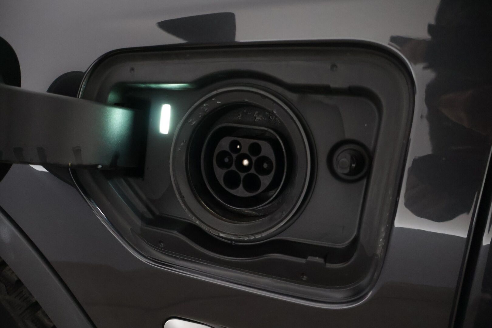 BMW X3 2021 G01 xDrive 30e A Charged Edition Luxury* Sporttinahat / Vetokoukku / P kamera / Hifit / BLIS * - Kahdet renkaat aluvanteilla!