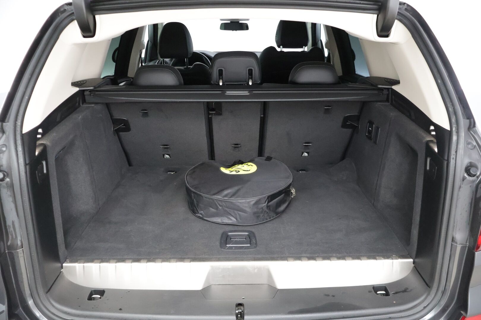 BMW X3 2021 G01 xDrive 30e A Charged Edition Luxury* Sporttinahat / Vetokoukku / P kamera / Hifit / BLIS * - Kahdet renkaat aluvanteilla! - HULLU BLACKWEEK KORKOTARJOUS 2,49%