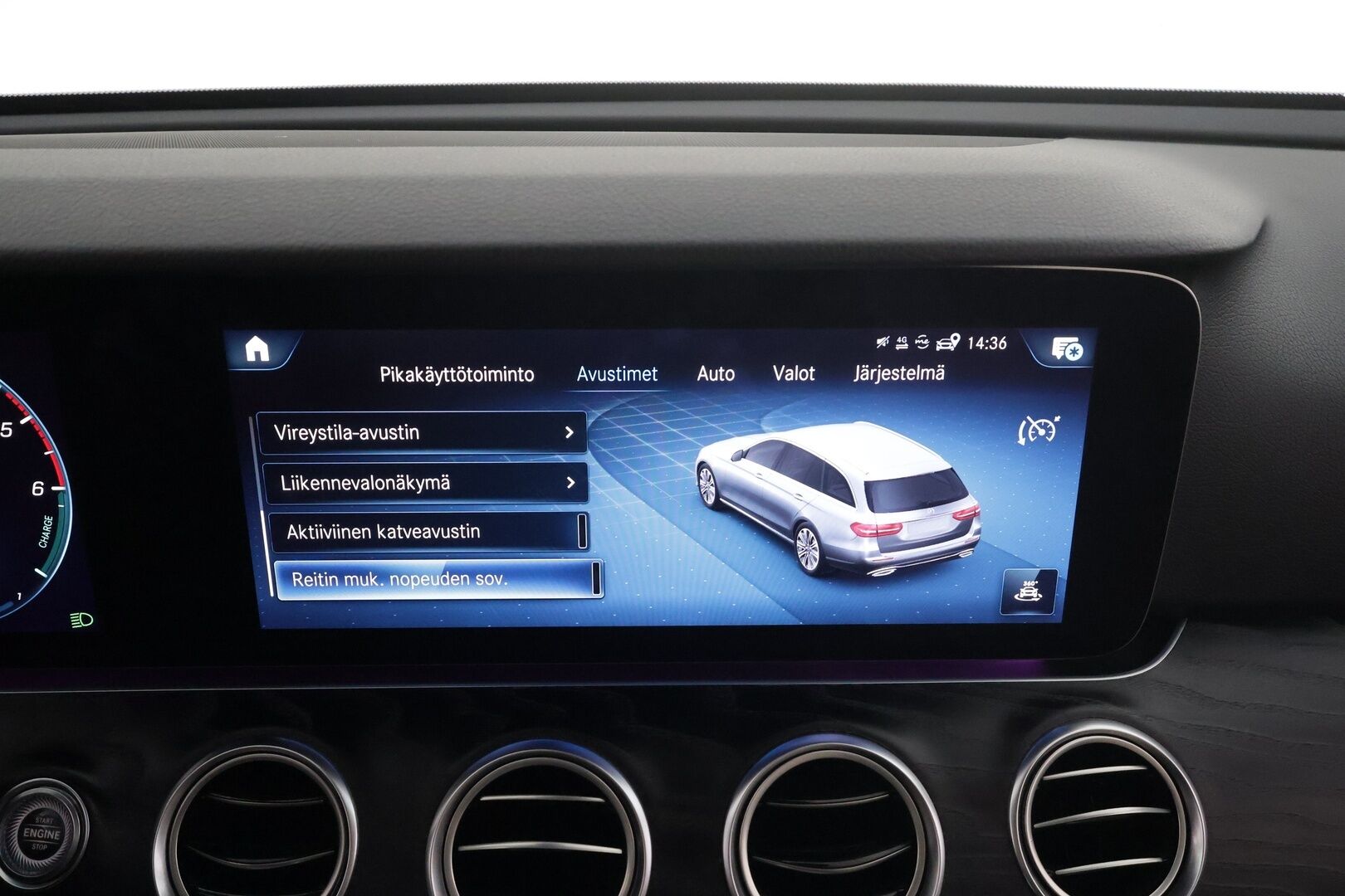 Mercedes-Benz E 2021 300 de 4MATIC T A Business Avantgarde EQ Power AMG* Koukku / Distronic / 360° / Multibeam / Widescreen / HUD /Burmester* - AMG / Panorama / Comfort-penkit Muistilla / Akku kuntotarkastettu / Kahdet renkaat aluvanteilla