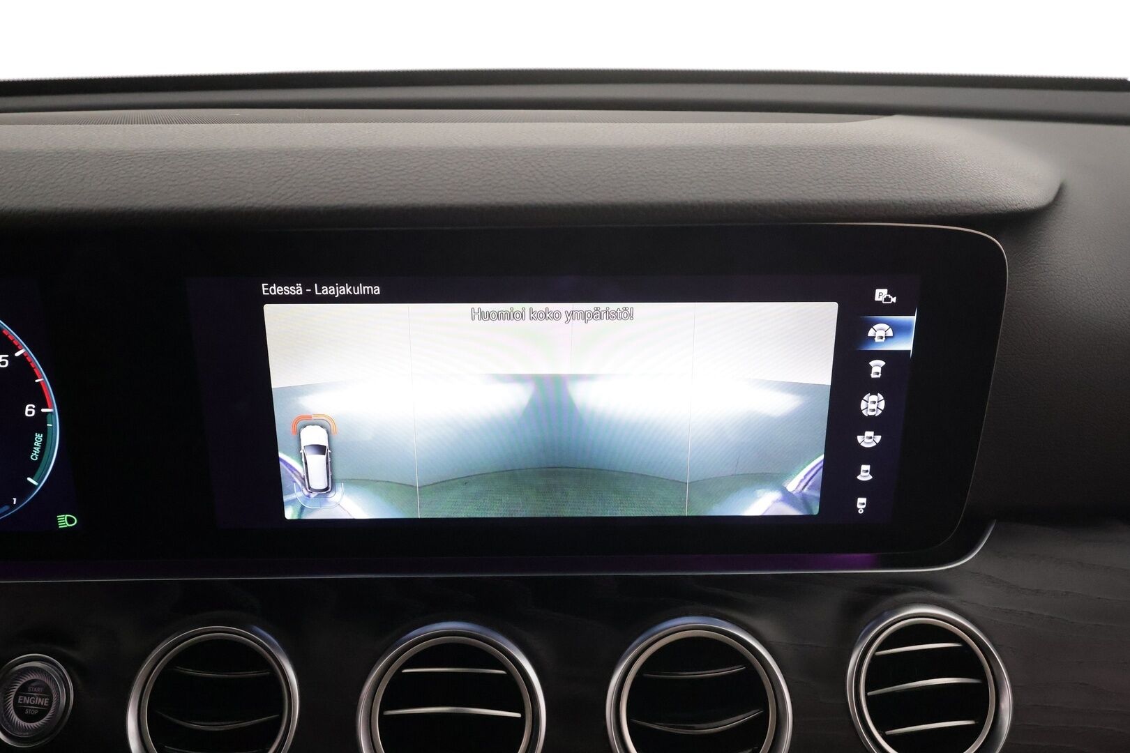 Mercedes-Benz E 2021 300 de 4MATIC T A Business Avantgarde EQ Power AMG* Koukku / Distronic / 360° / Multibeam / Widescreen / HUD /Burmester* - AMG / Panorama / Comfort-penkit Muistilla / Akku kuntotarkastettu / Kahdet renkaat aluvanteilla - HULLUT AVAJAISHULINAT KORKOTARJOUS 3,29 %