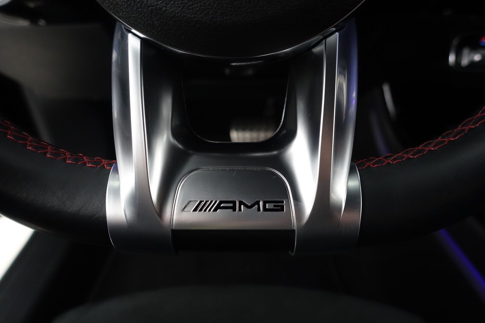 Mercedes-Benz CLA 2020 MERCEDES-BENZ CLA 180 d A Business AMG - | AMG sisä ja ulkopaketti | Vakkari | P.Kamera ja tutkat | Ambient Light | Navi | Suomi-auto | Kahdet AMG vanteet renkailla |