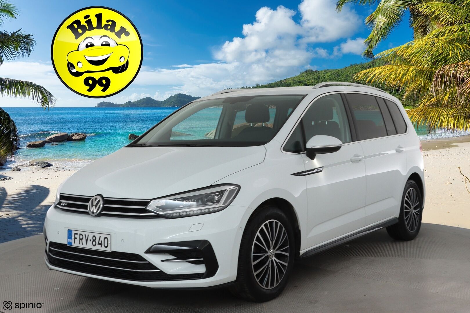 Volkswagen Touran 2020 R-Line 1,5 TSI EVO 110 kW DSG-automaatti  **Webasto / Adapt.Vakkari / Adapt.LED / P.kamera / Navi** - 3,99 % KORKOTARJOUS TÄHÄN AUTOON - 2-Omisteinen Suomi-auto / Kahdet Renkaat