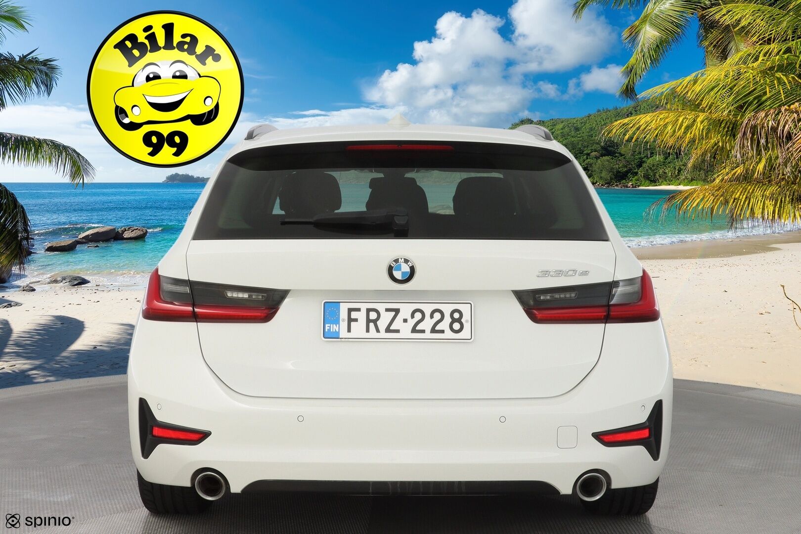 BMW 330E 2021 G21 Touring 330e A Touring * ShadowLine / Navi / Puolinahat / Sähköluukku / Ambient! * - Fiksut huollot / Kahdet OEM vanteet / Siisti