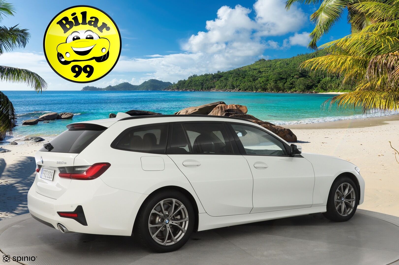 BMW 330E 2021 G21 Touring 330e A Touring * ShadowLine / Navi / Puolinahat / Sähköluukku / Ambient! * - Fiksut huollot / Kahdet OEM vanteet / Siisti