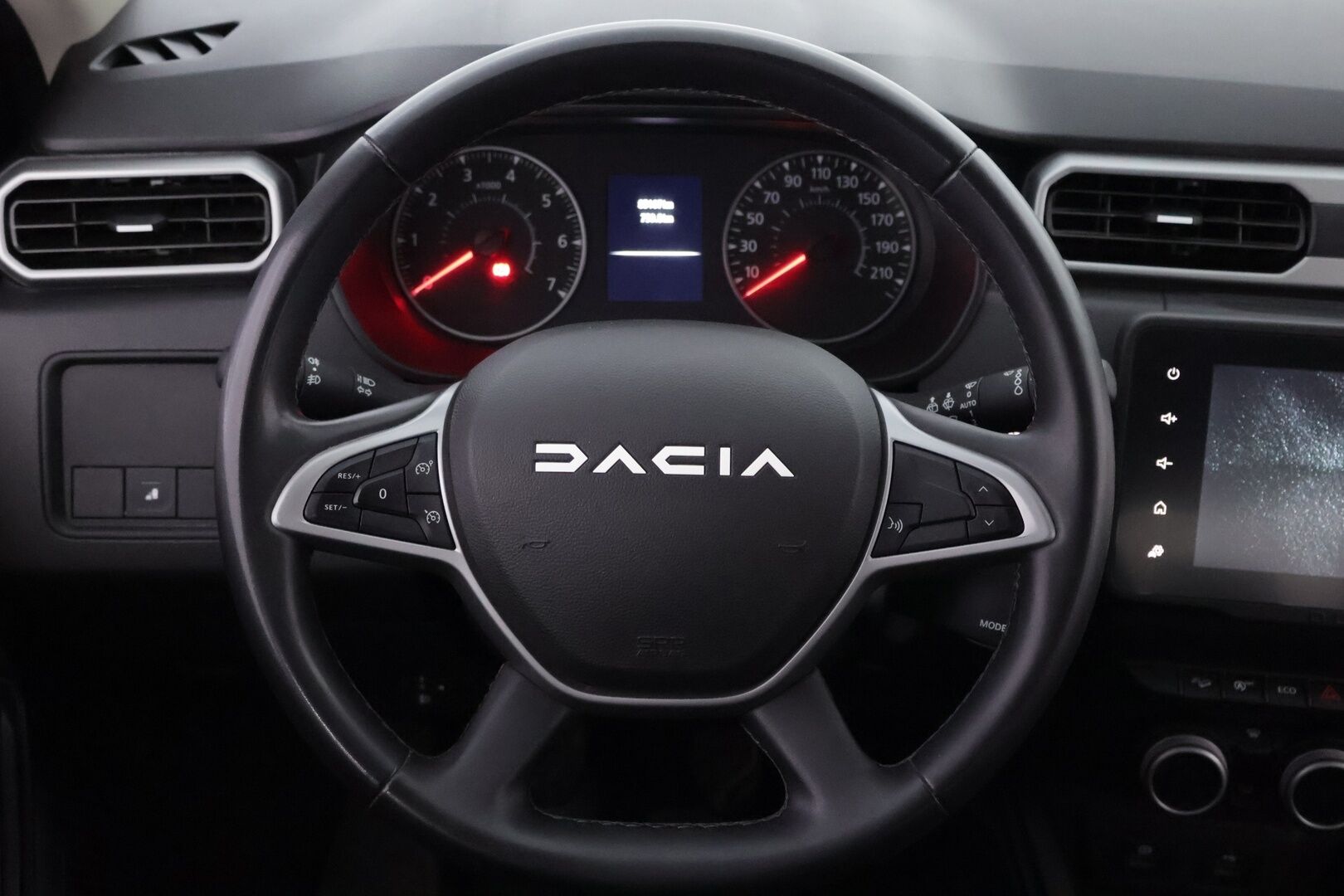 Dacia Duster 2023 Blue dCi 115 4x4 Journey - Facelift | Suomiauto | Vakkari | P. kamera | Vetokoukku | Lohkolämmitin | Navi | Kahdet hyvät renkaat aluvantein!
